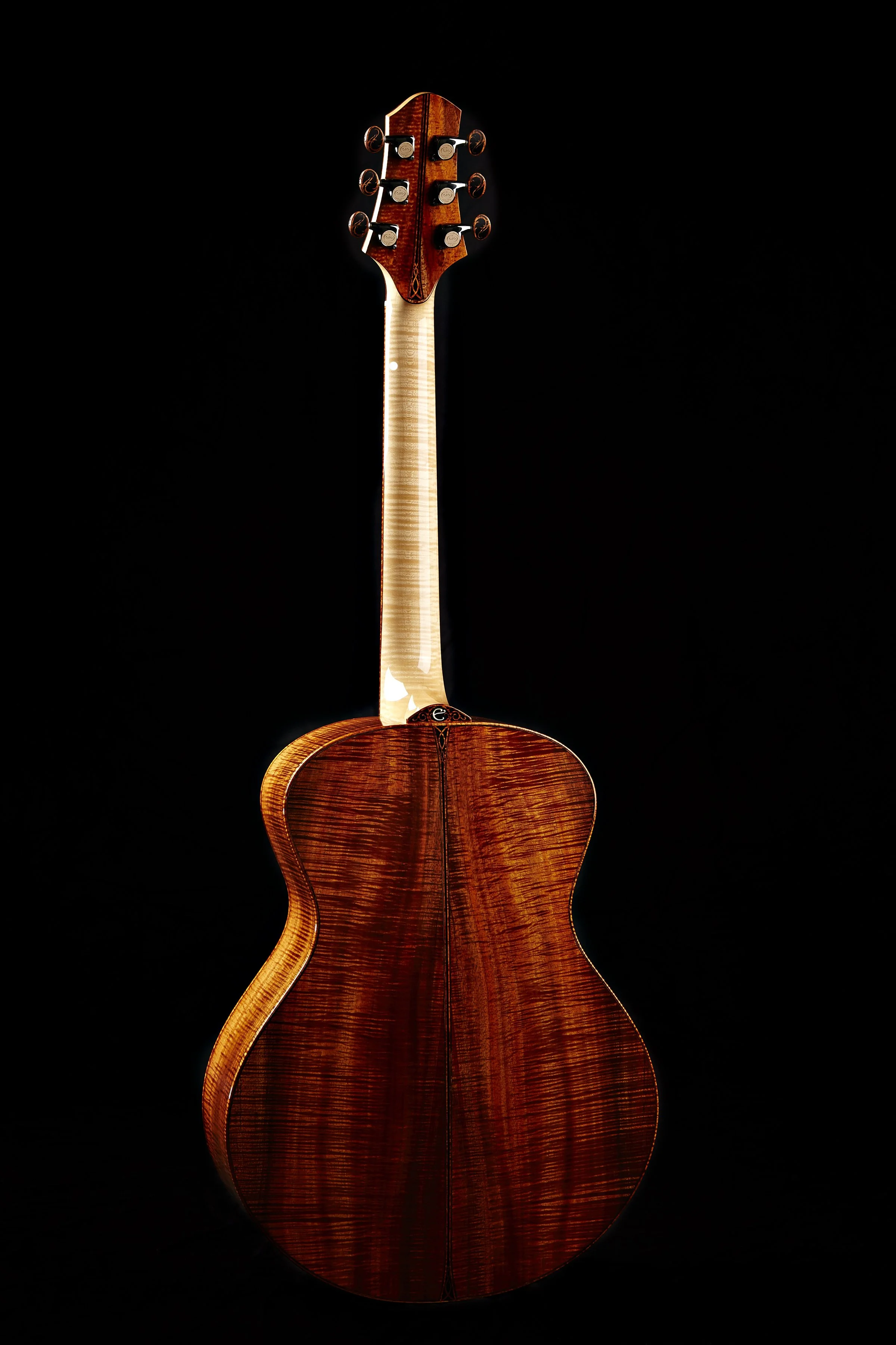 Lady Eire Full Back.jpg