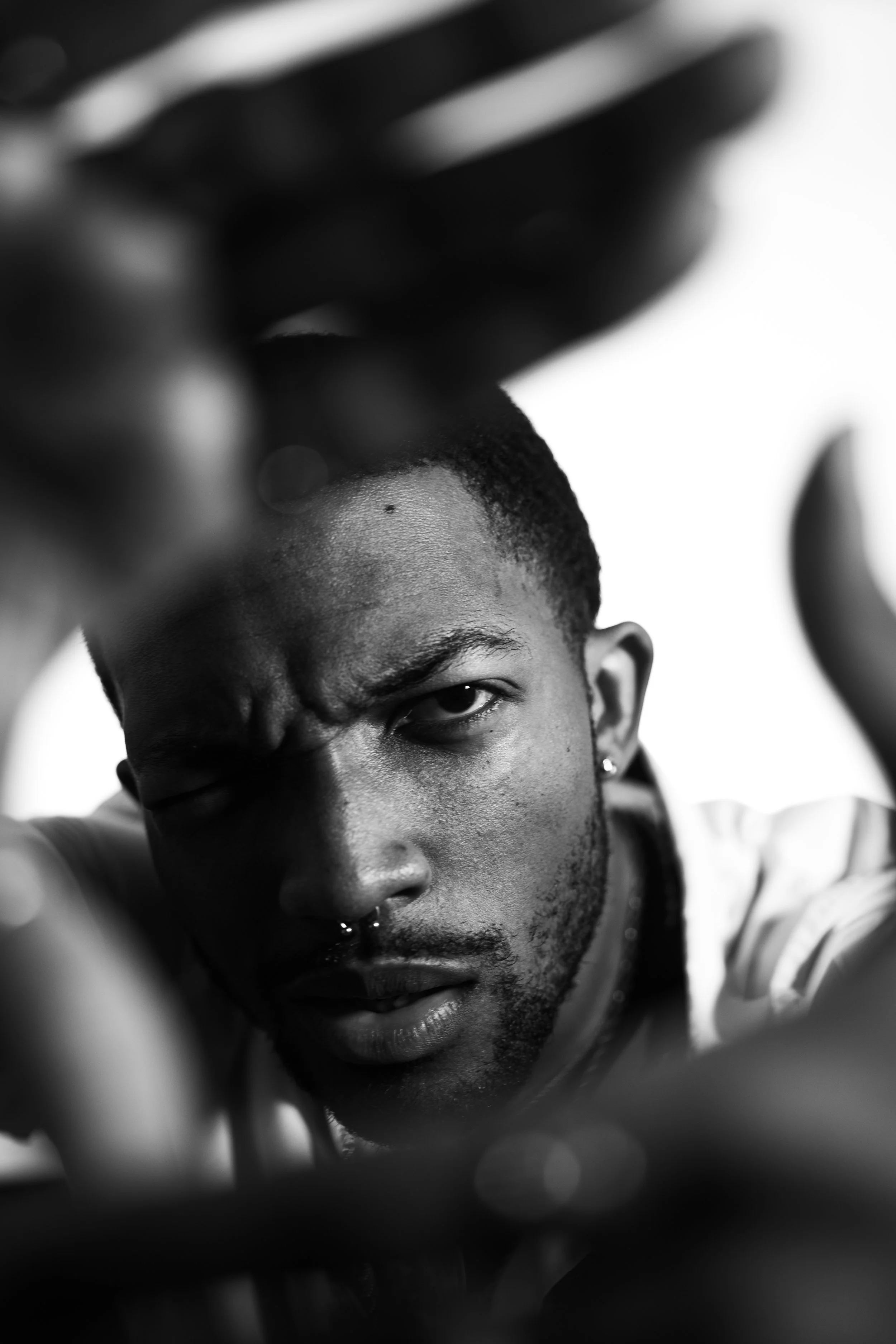 "FRAMING EXPRESSIONS"