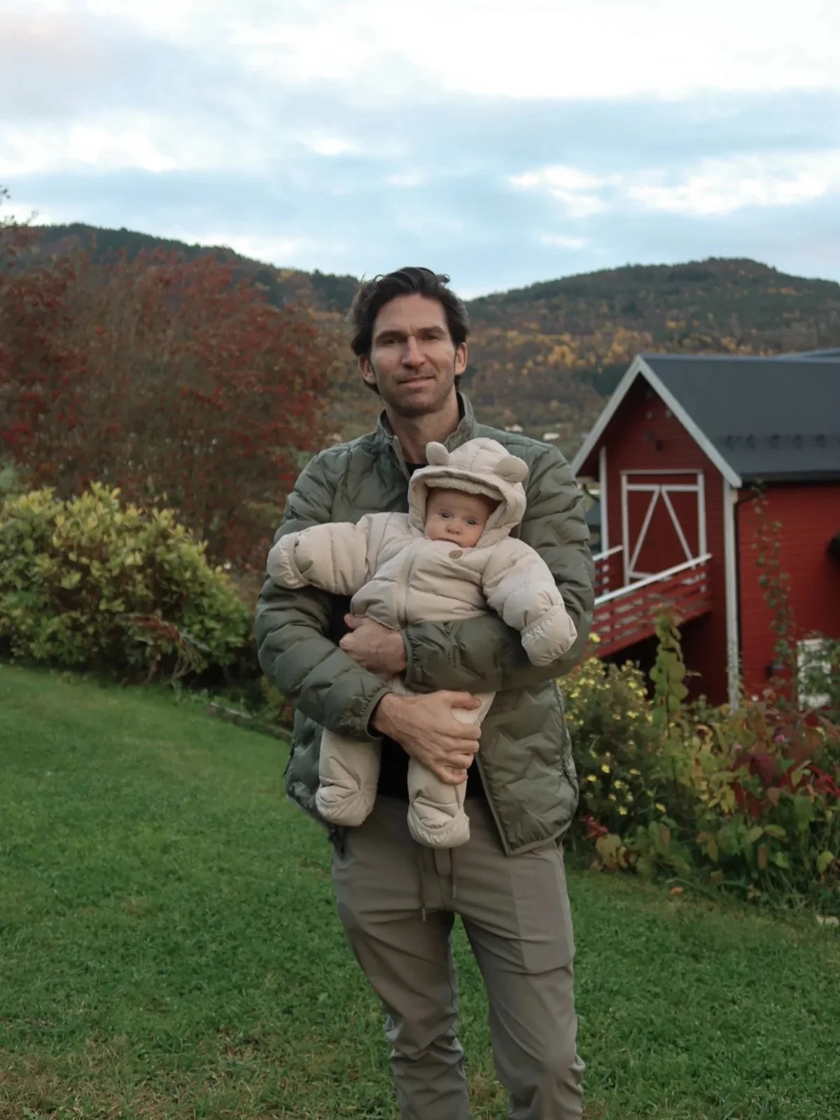 Lugares que quiz&aacute; no recordar&aacute;s, pero siempre llevar&aacute;s contigo:

1. BesteBakken Hotel - Hafslo, Noruega.
2. Casa Selva - Costa Careyes, M&eacute;xico.
3. Nyboder - Copenhague, Dinamarca.
4. Le Cornichon - Paris, Francia.
5. Manda