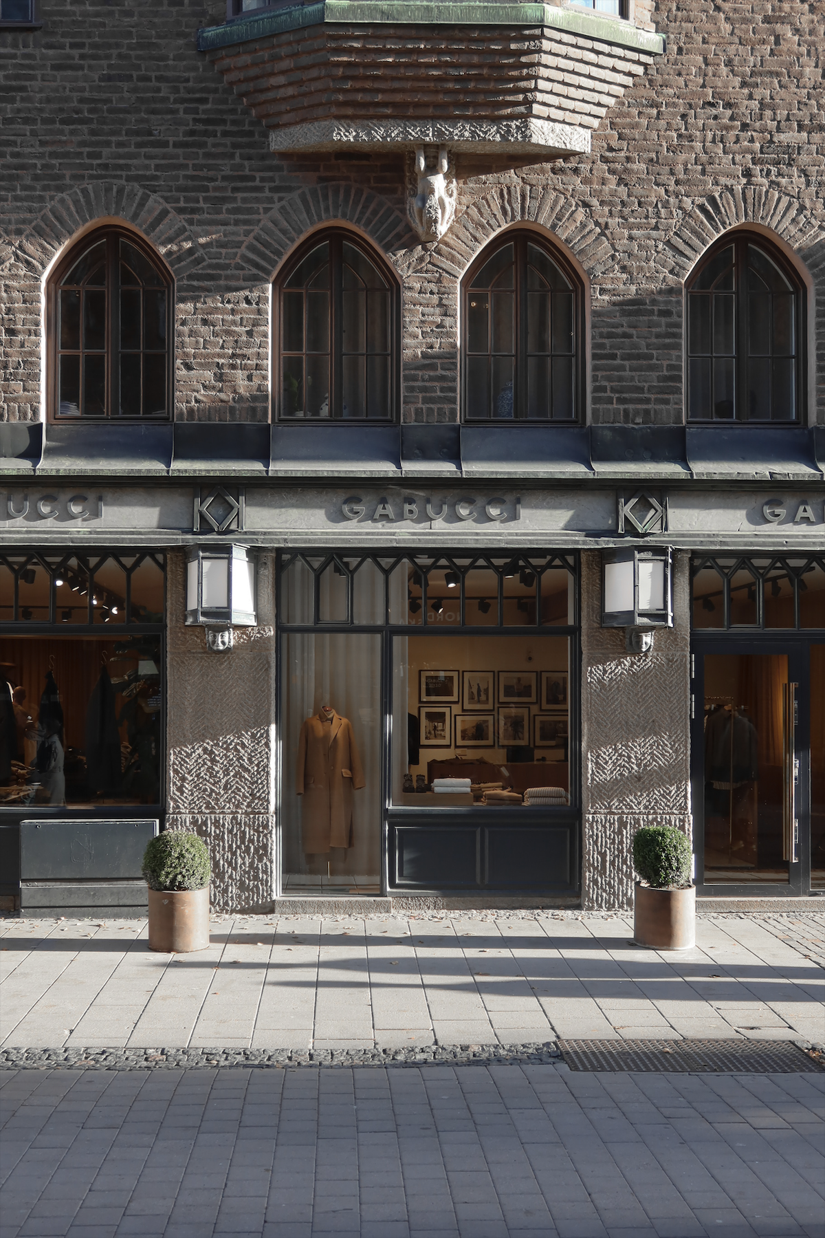 Gabucci tiene ropa de hombre de verdad. 