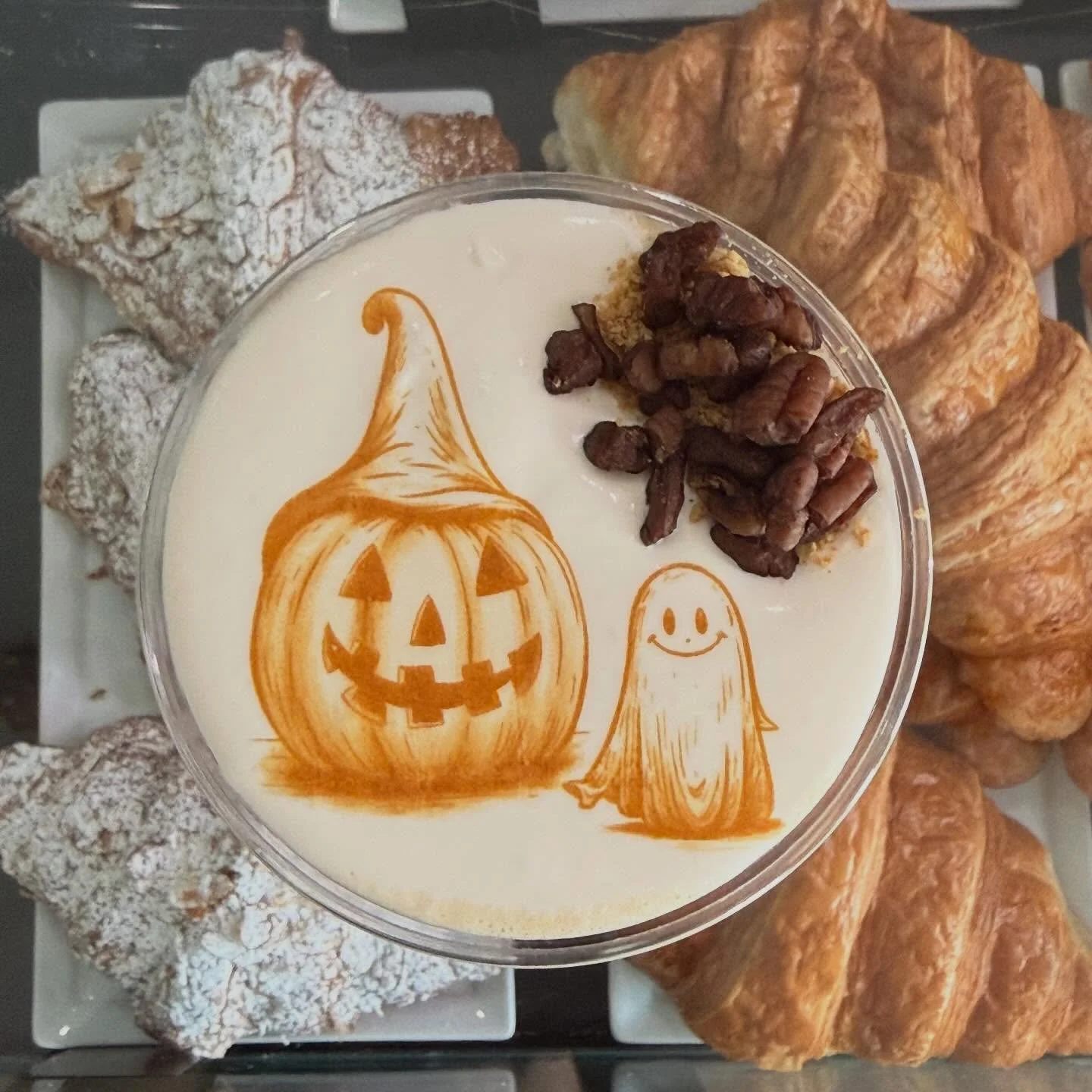 Add a little spooky touch to your coffee today 👻

#funny #trending #coffee #matcha