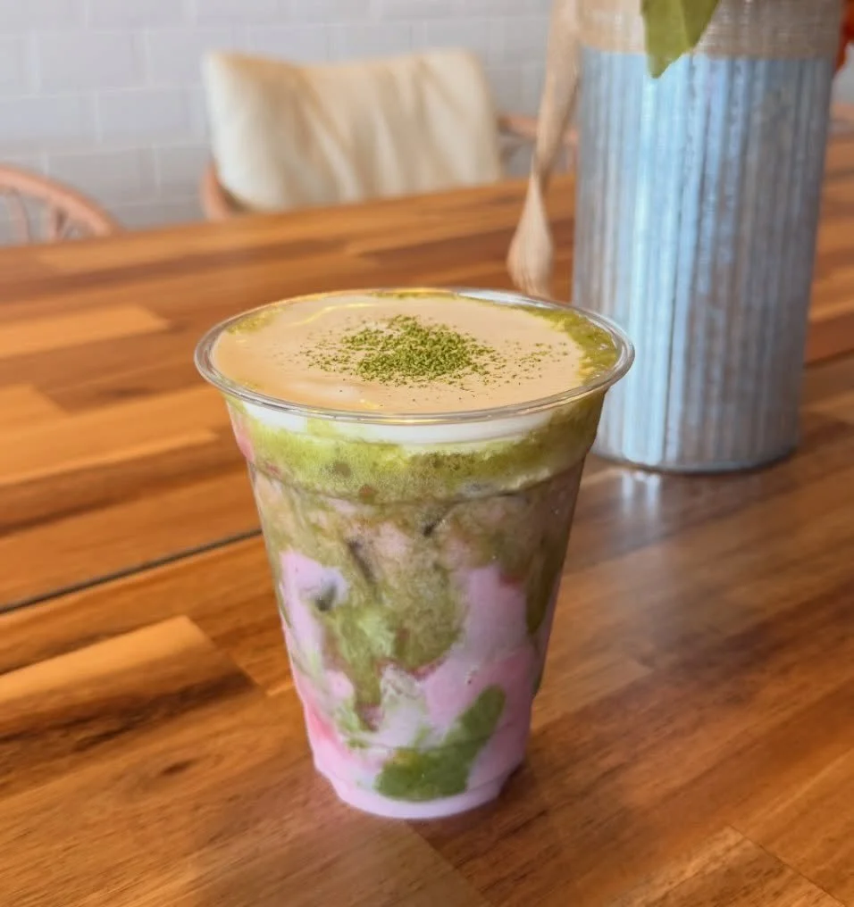 A potion of strawberry + matcha magic 🧪💚🍓 beware, it&rsquo;s hauntingly good 👻

#coffee #follow #lynwood #coffeeshop #losangeles #cafe
