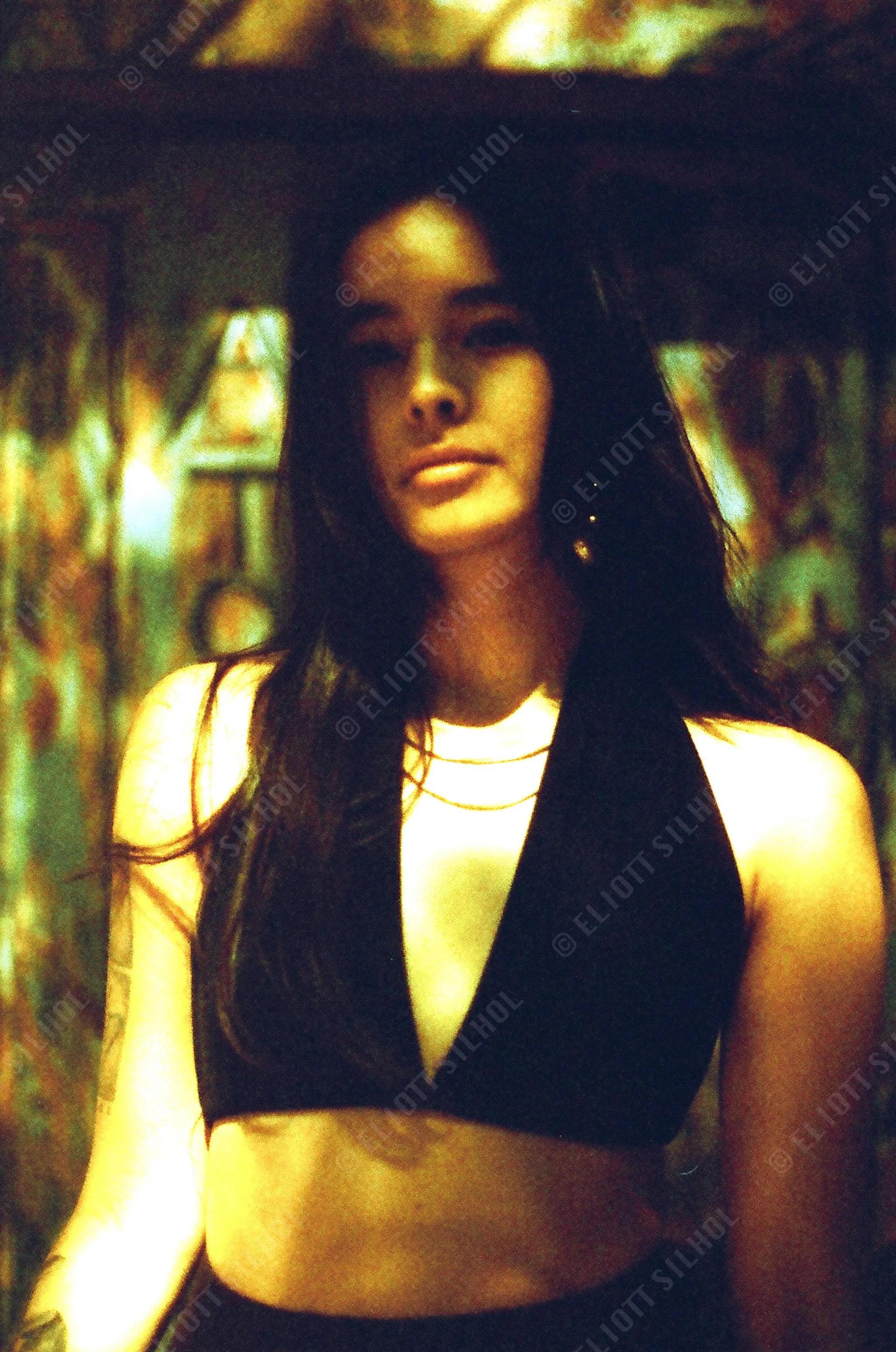 Eliott SILHOL - Fashion & Beauty  35740003 copy.jpg