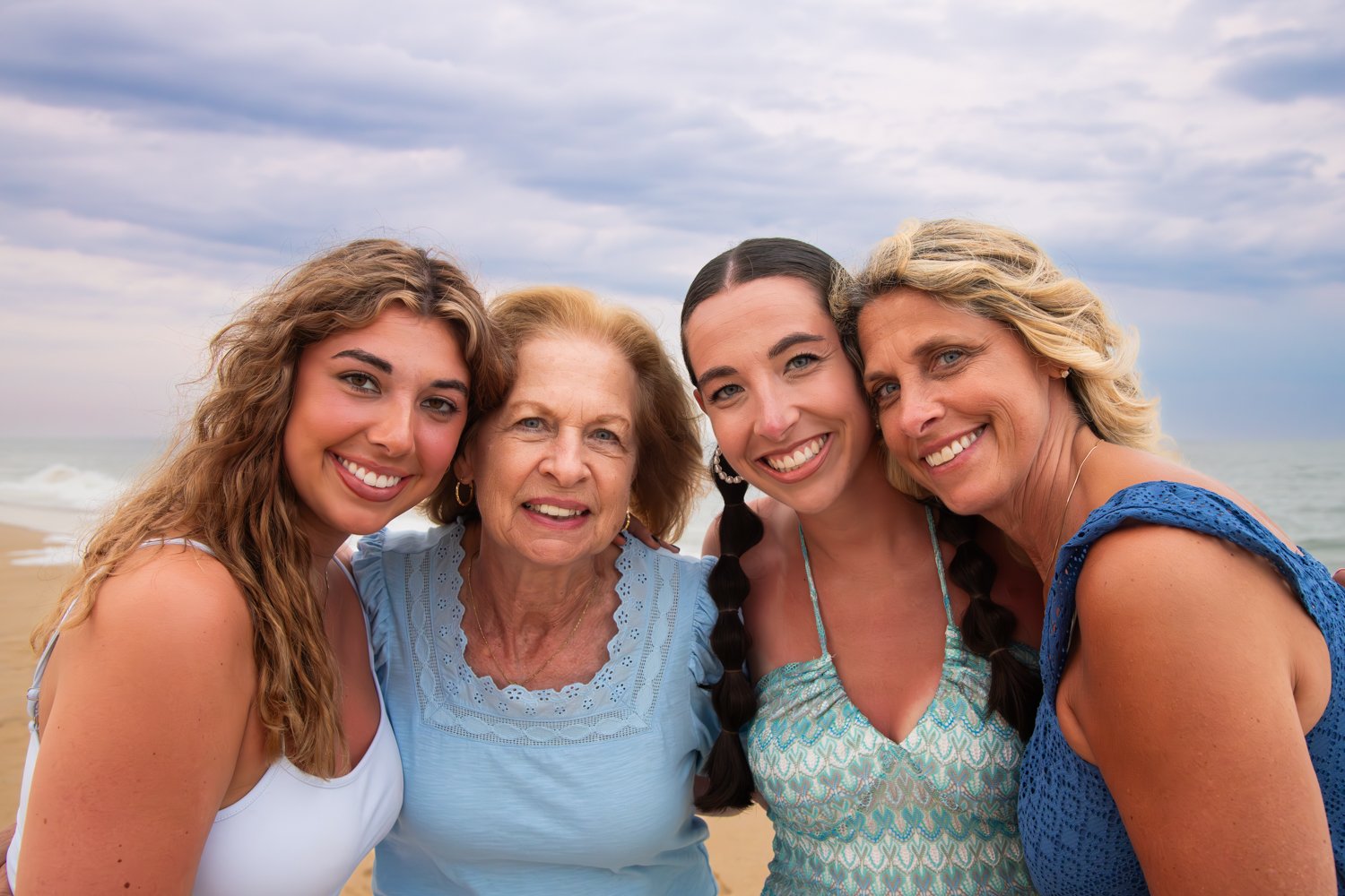 Fun group photos taken during beach family photo sessions on Maryland and Delaware beaches 