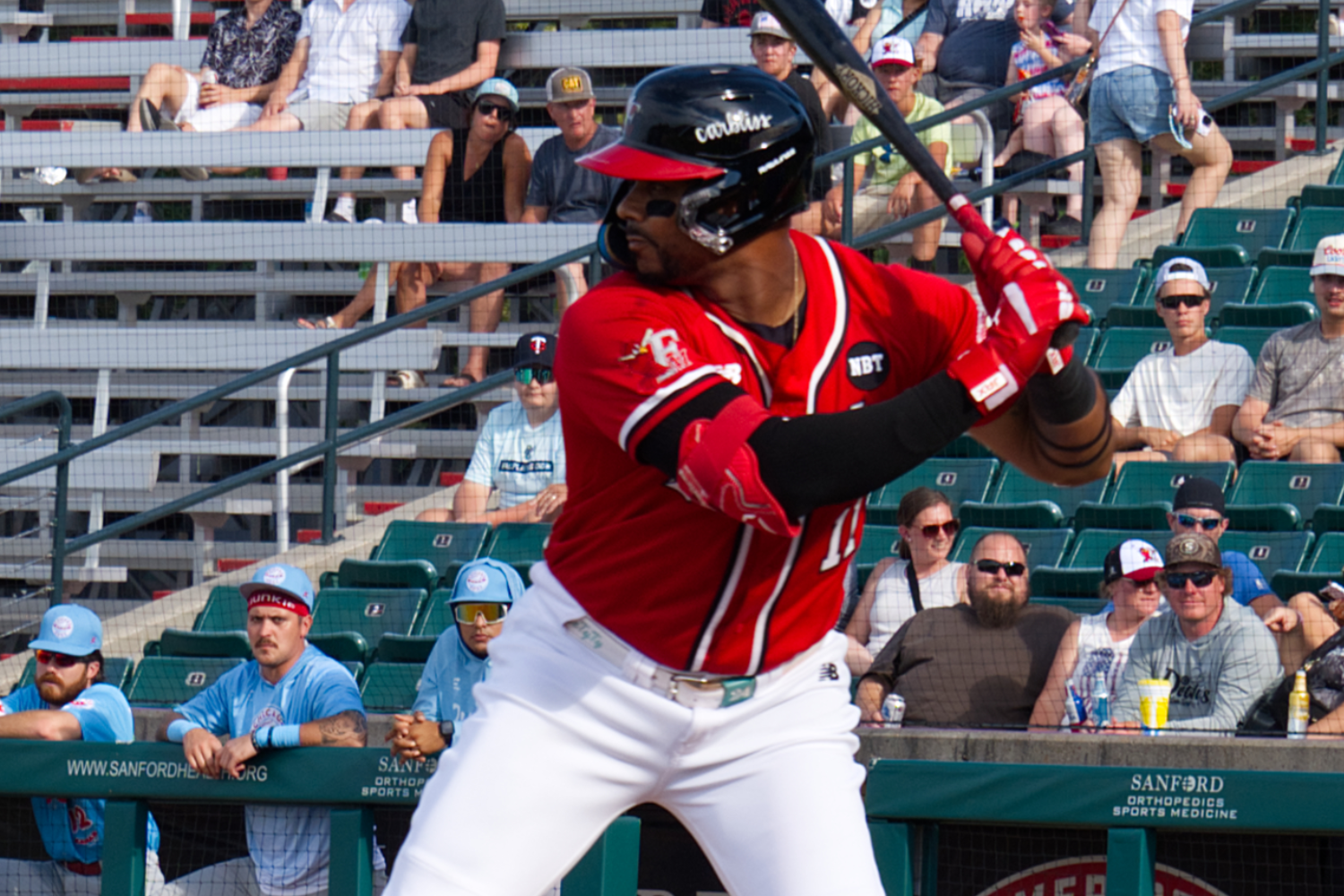 Jose Sermo clobbers three home runs in big win over Chicago