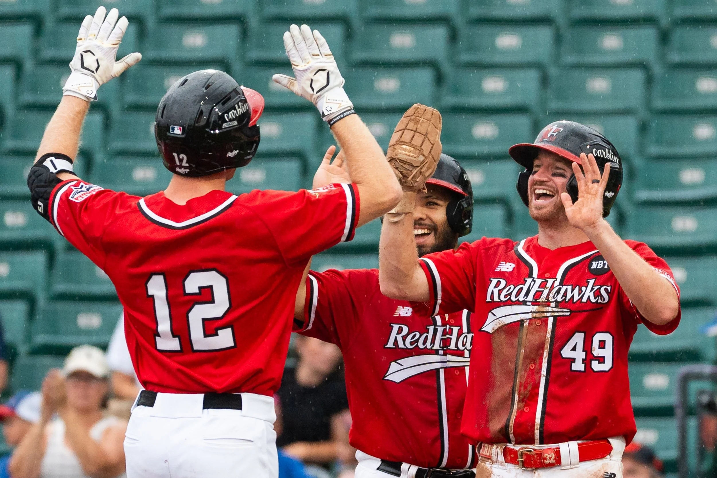 Fargo-Moorhead cruises past Lincoln in rubber match