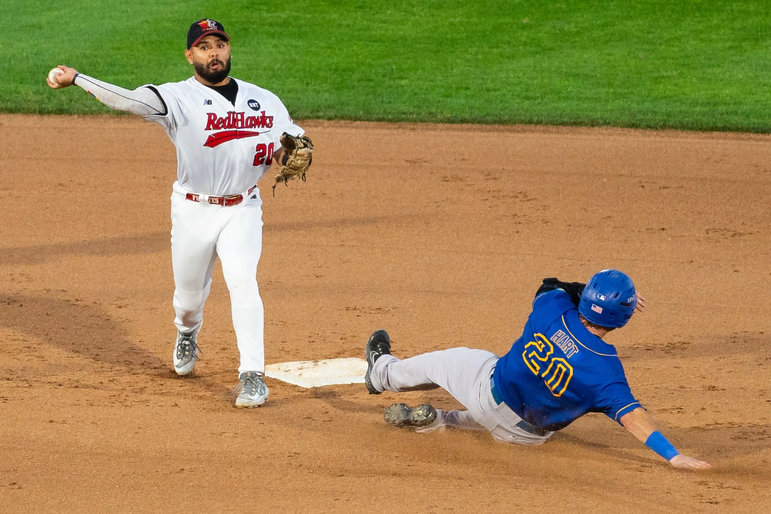 Canaries rally to top RedHawks