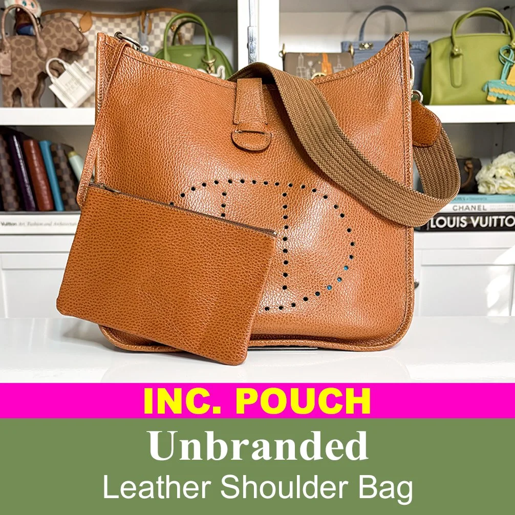 Unbranded shoulder bag with pouch