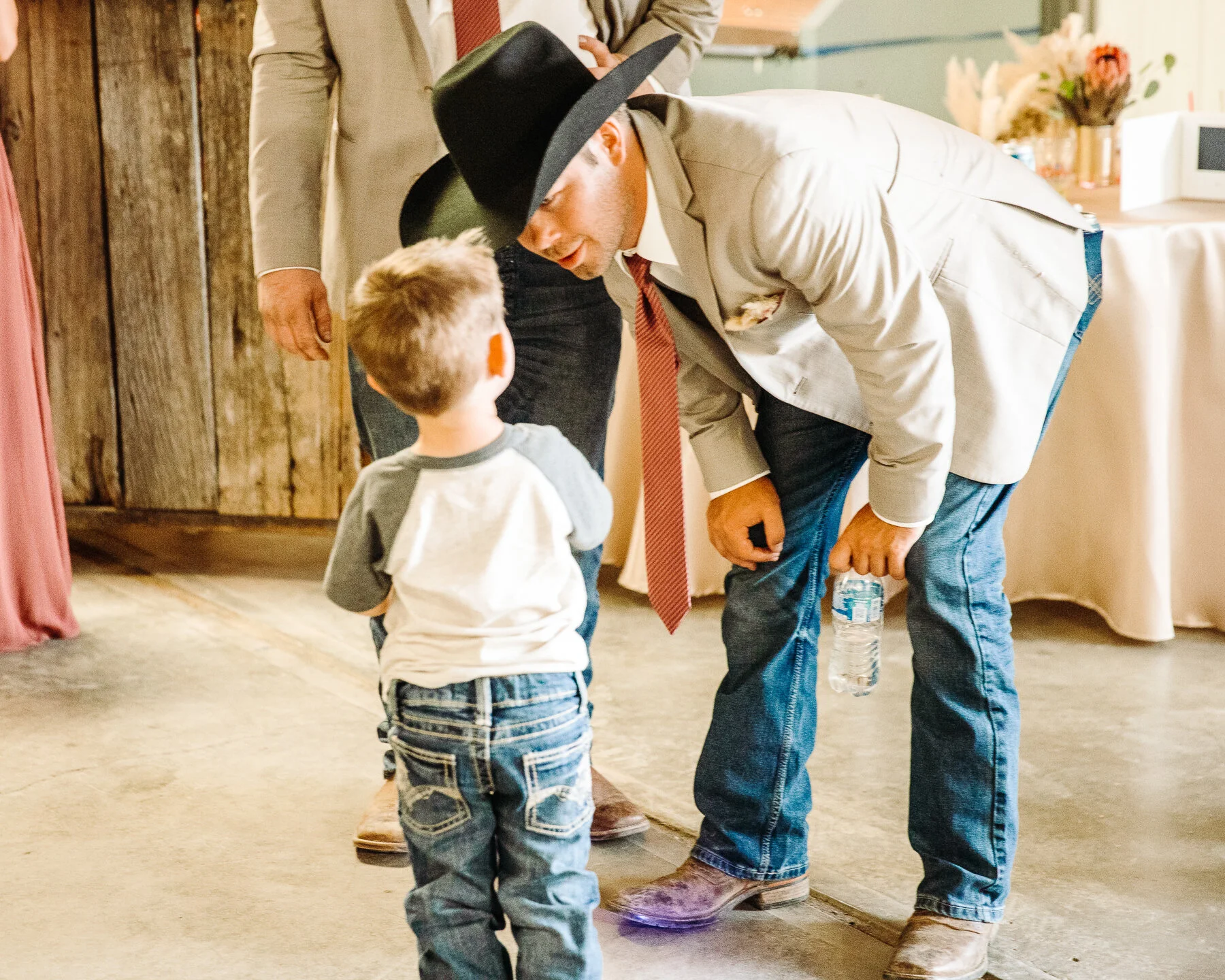 These sweet moments make my heart sing! 

#secondshooter #candidmoments #Montana #candidphotographers #centralmontana #montanaphotographers