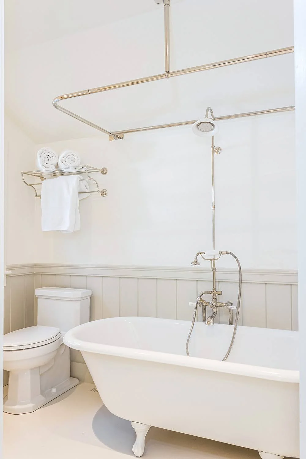 freestanding-tub-bathroom.jpg