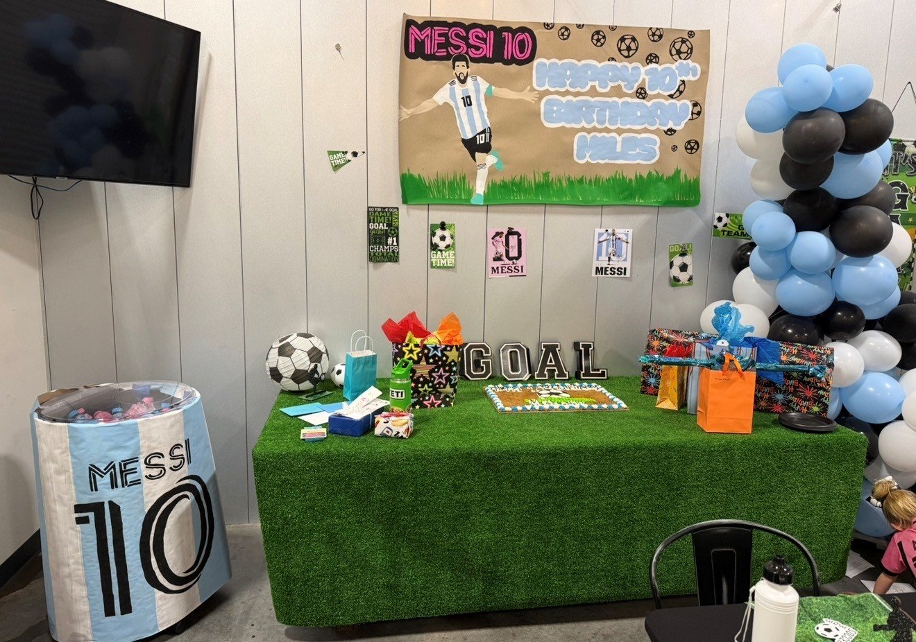 MESSI COOLER.jpg