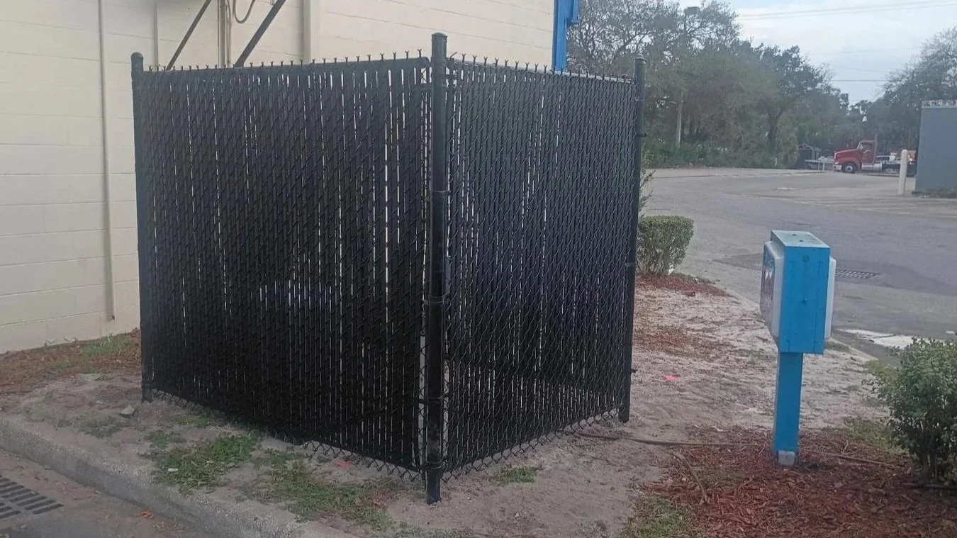 2026 Restaurant chain 6 guage Black Chainlink with slats.