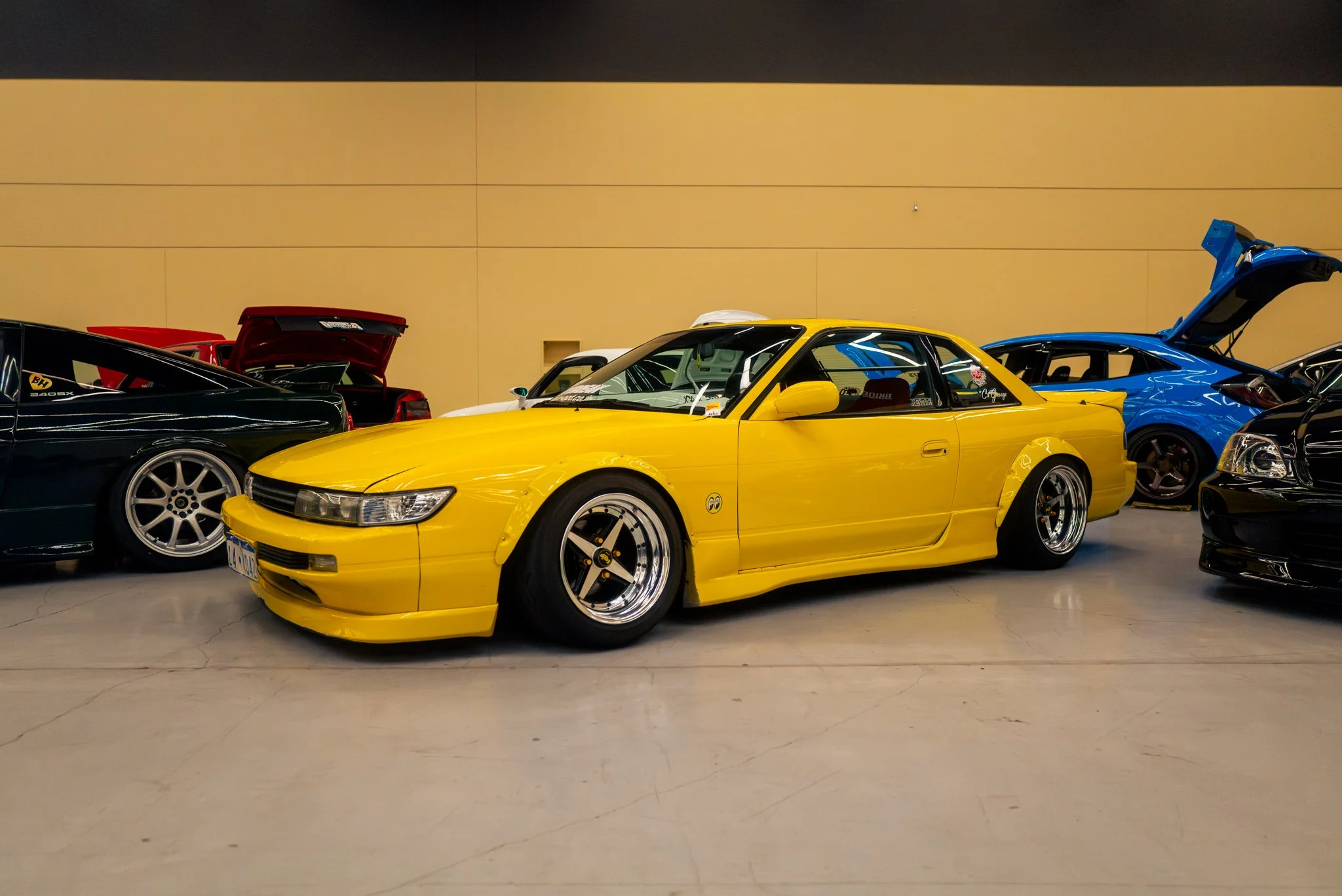  Jorden bringing the mustard. 