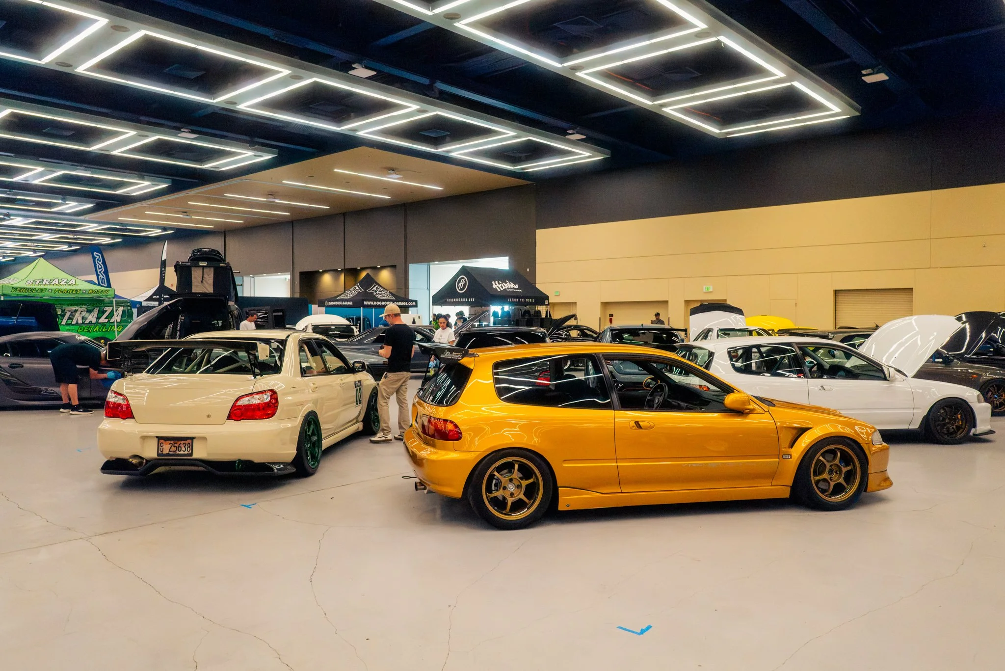  Khamren Khi’s gold Honda Civic EG. 