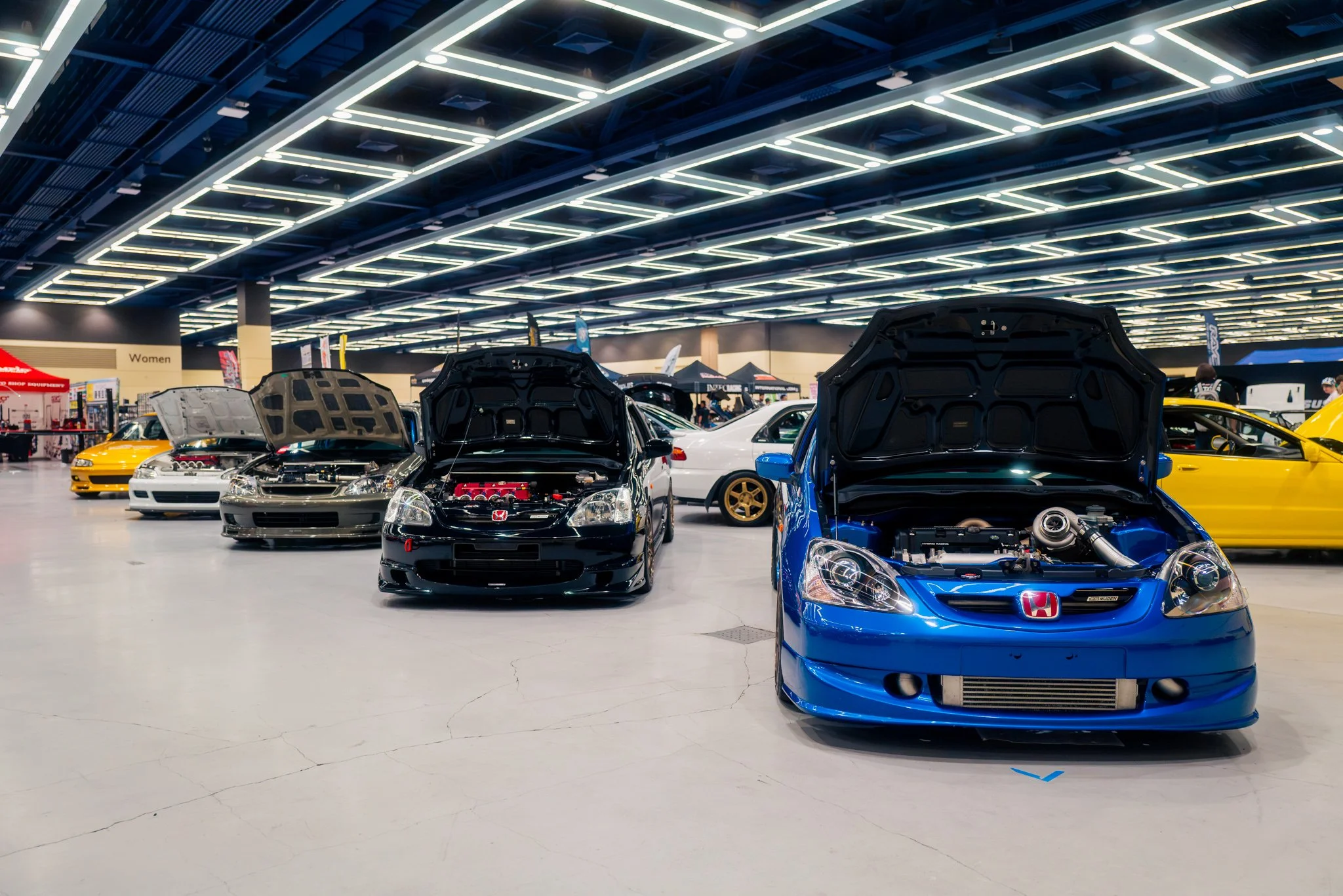  A lineup of great Honda hatches. 