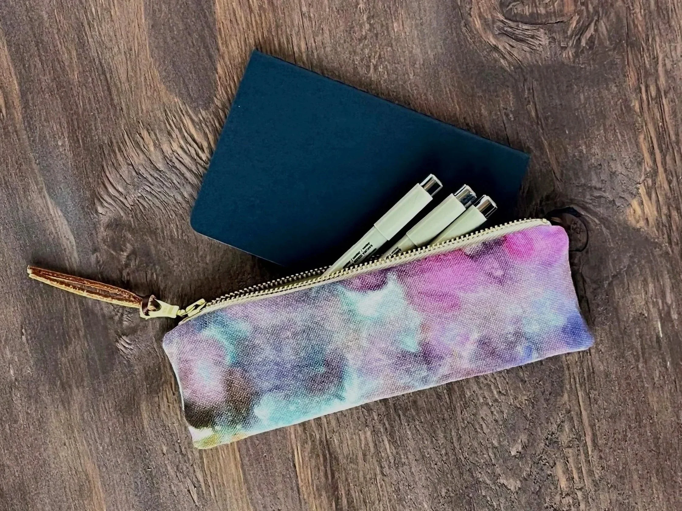 13-flat-pencil-pouch-icedye.jpeg2025-07-30%252Bat%252B3.33.01%252BPM%252B6.jpg