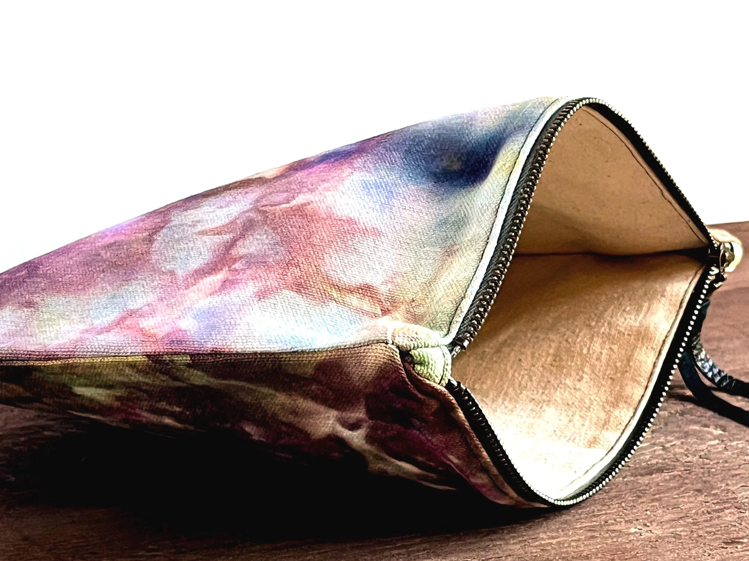 8-large-flat-clutch-shibori.jpeg2025-07-30+at+3.27.30+PM+9.jpg