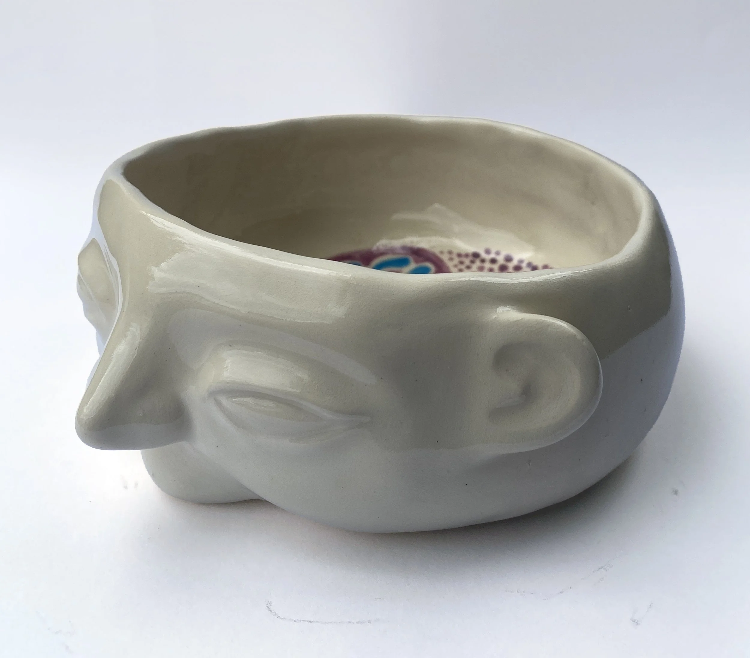 photo of front on bowl