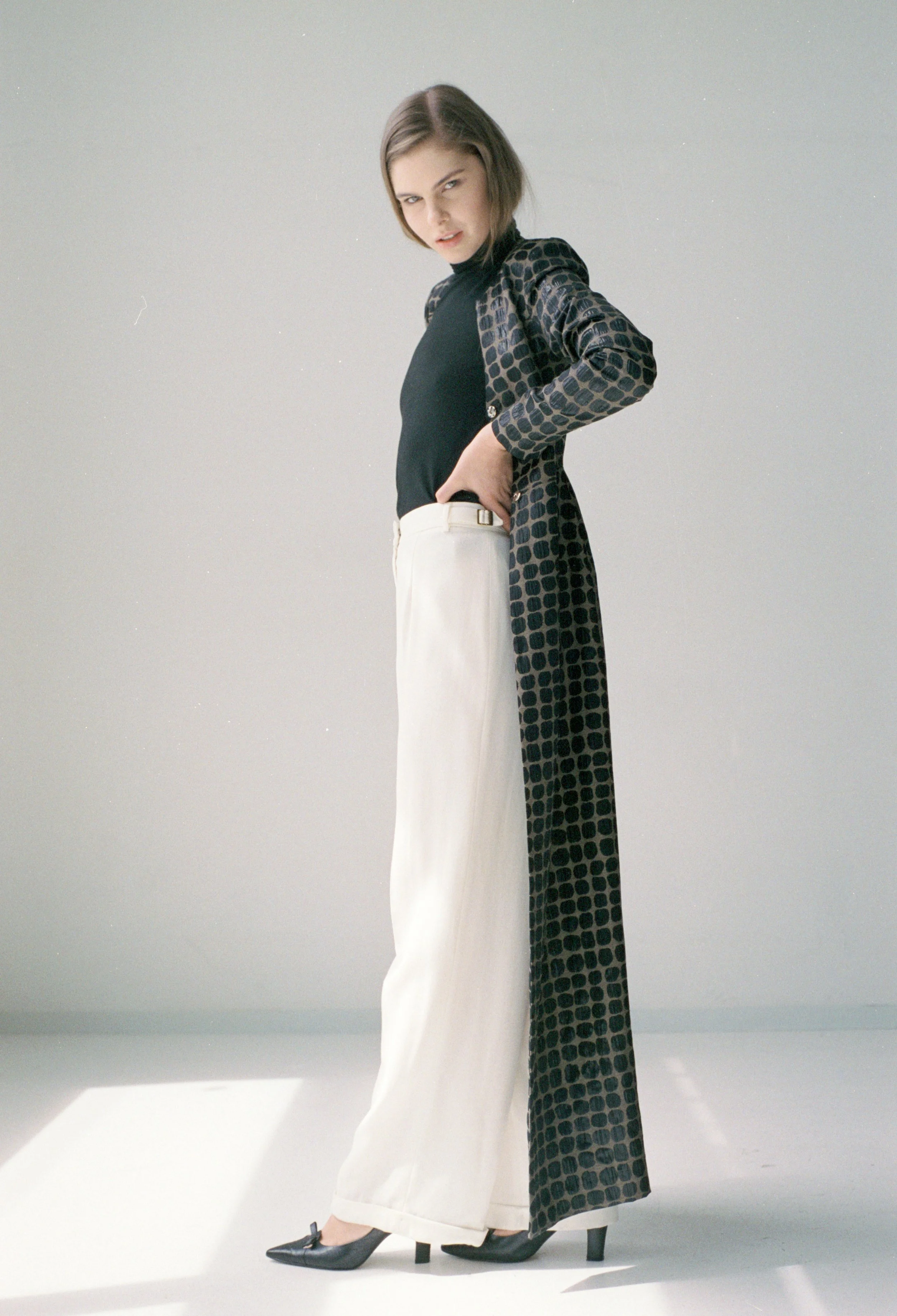 ennis 35mm film photography 2012 - tusznio - nicole - natalie - maee kroft - fashion -03.jpg