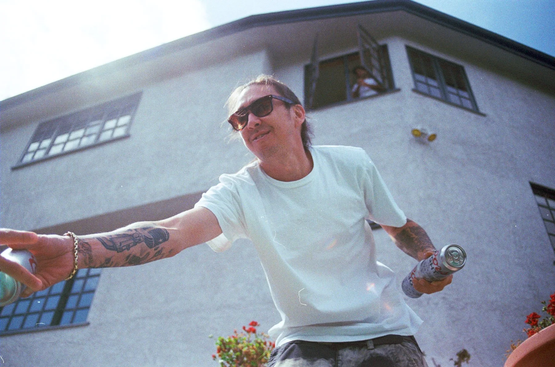 ennis 35mm film photography -motion family jackie chain cbass la pool house-01.jpg