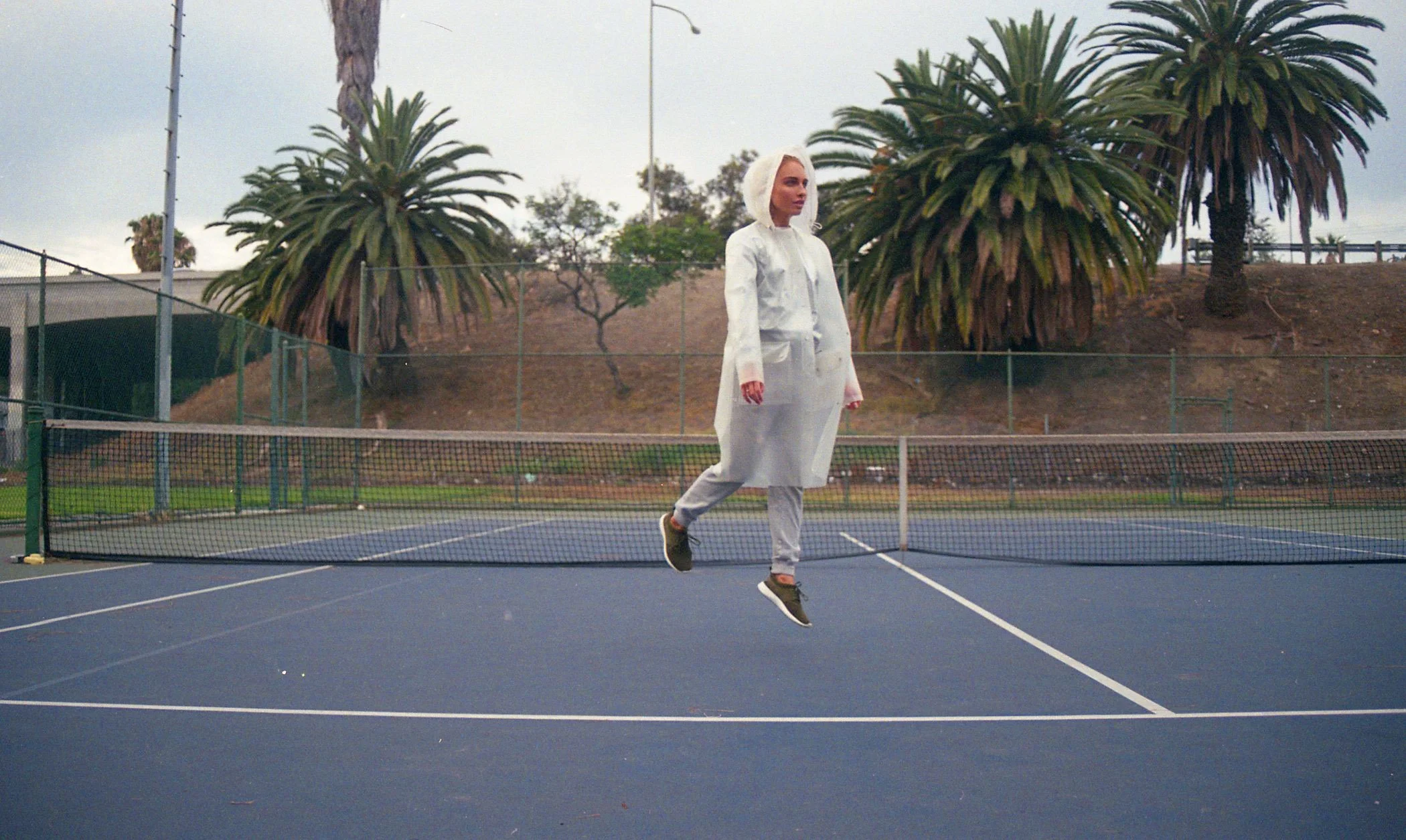 ennis 35mm film photography -kay golidlox Goldie Boutilier los angeles fashion shoot-10.jpg