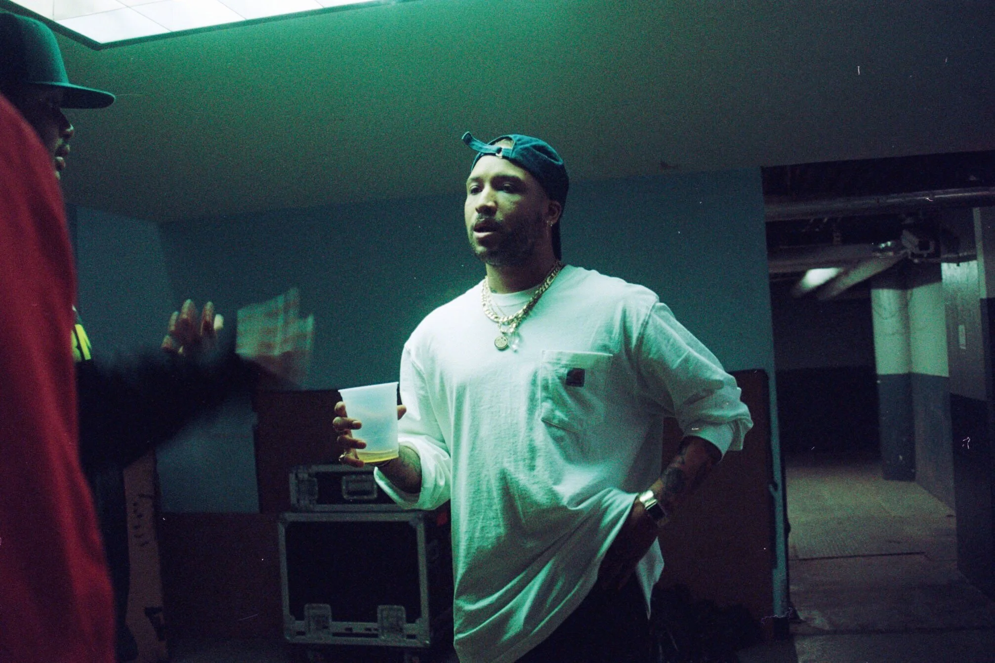 ennis 35mm film photography -ro james bts show sobs new york rnb singer-01.jpg