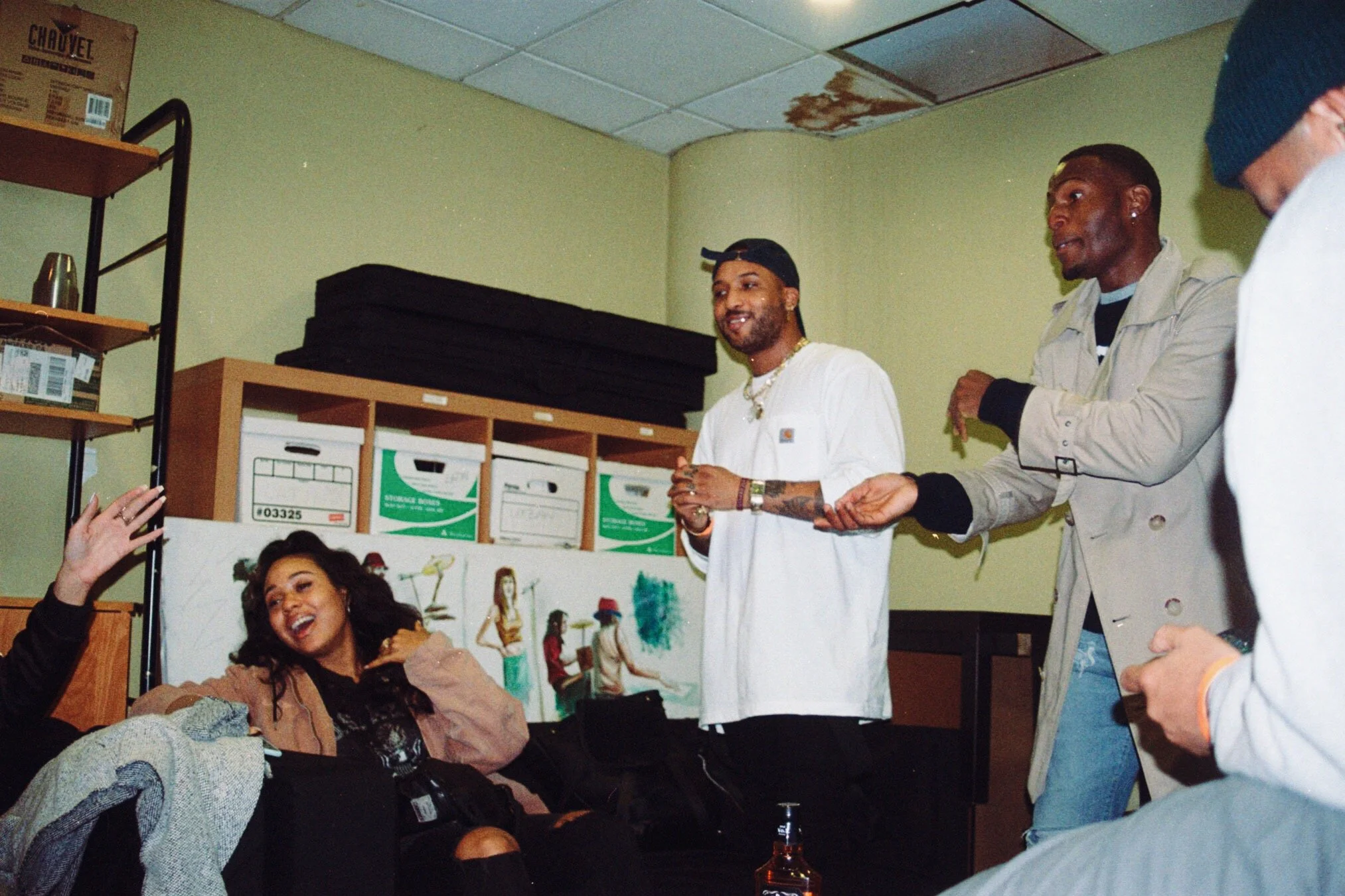 ennis 35mm film photography -ro james bts show sobs new york rnb singer-18.jpg