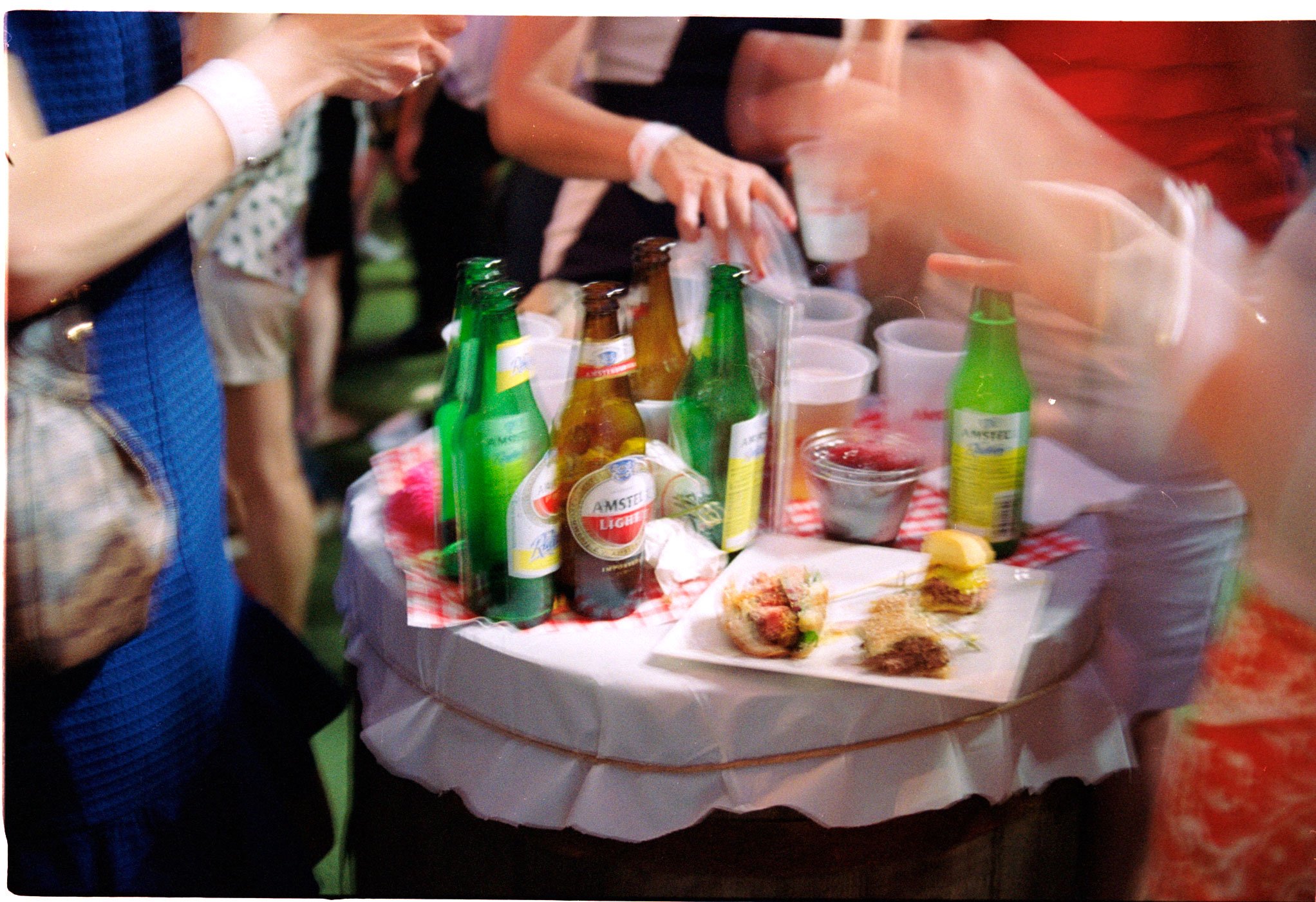 ennis 35mm film photography -battle of the burger new york food festival hamburger 2014 summer bbq party outdoor event-05.jpg