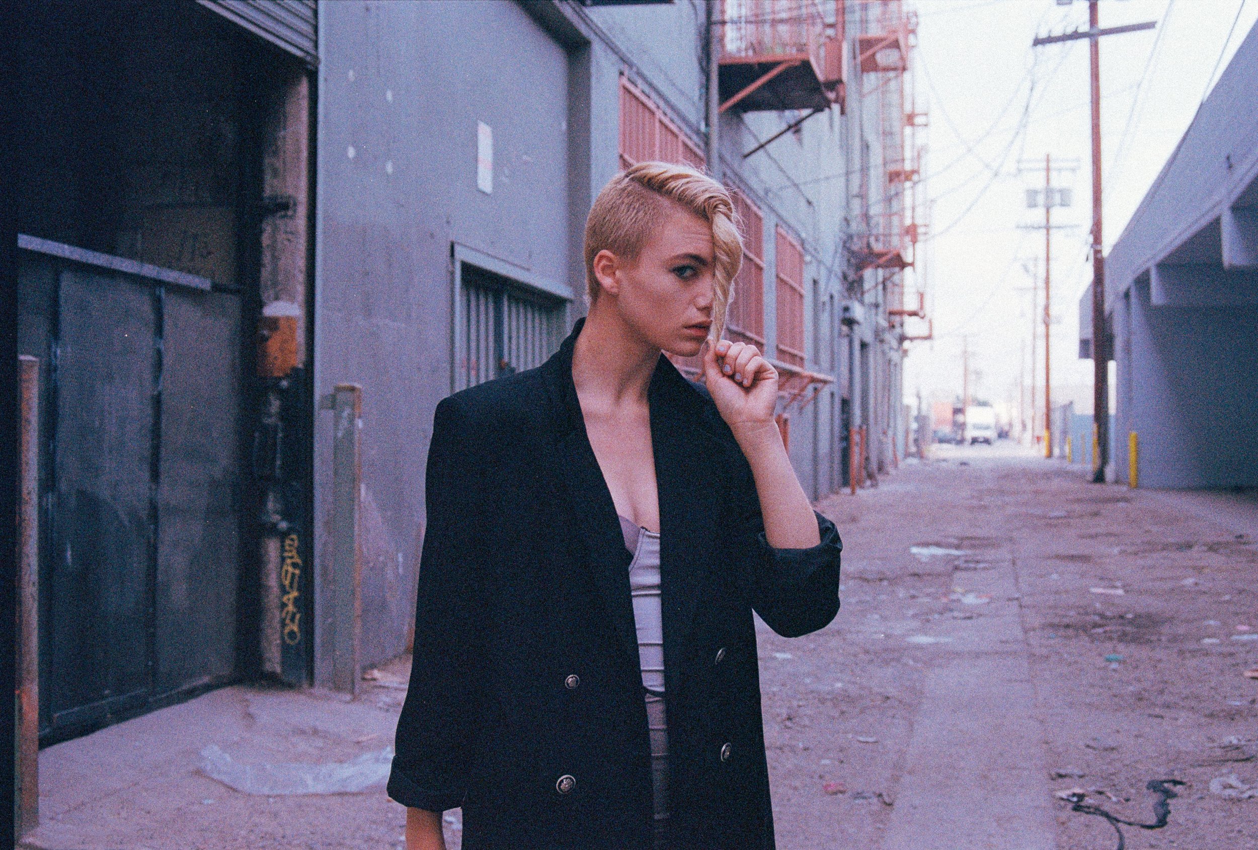 ennis 35mm film photography -los angeles fashion margo honor hamilton ladygunn magazine-12.jpg