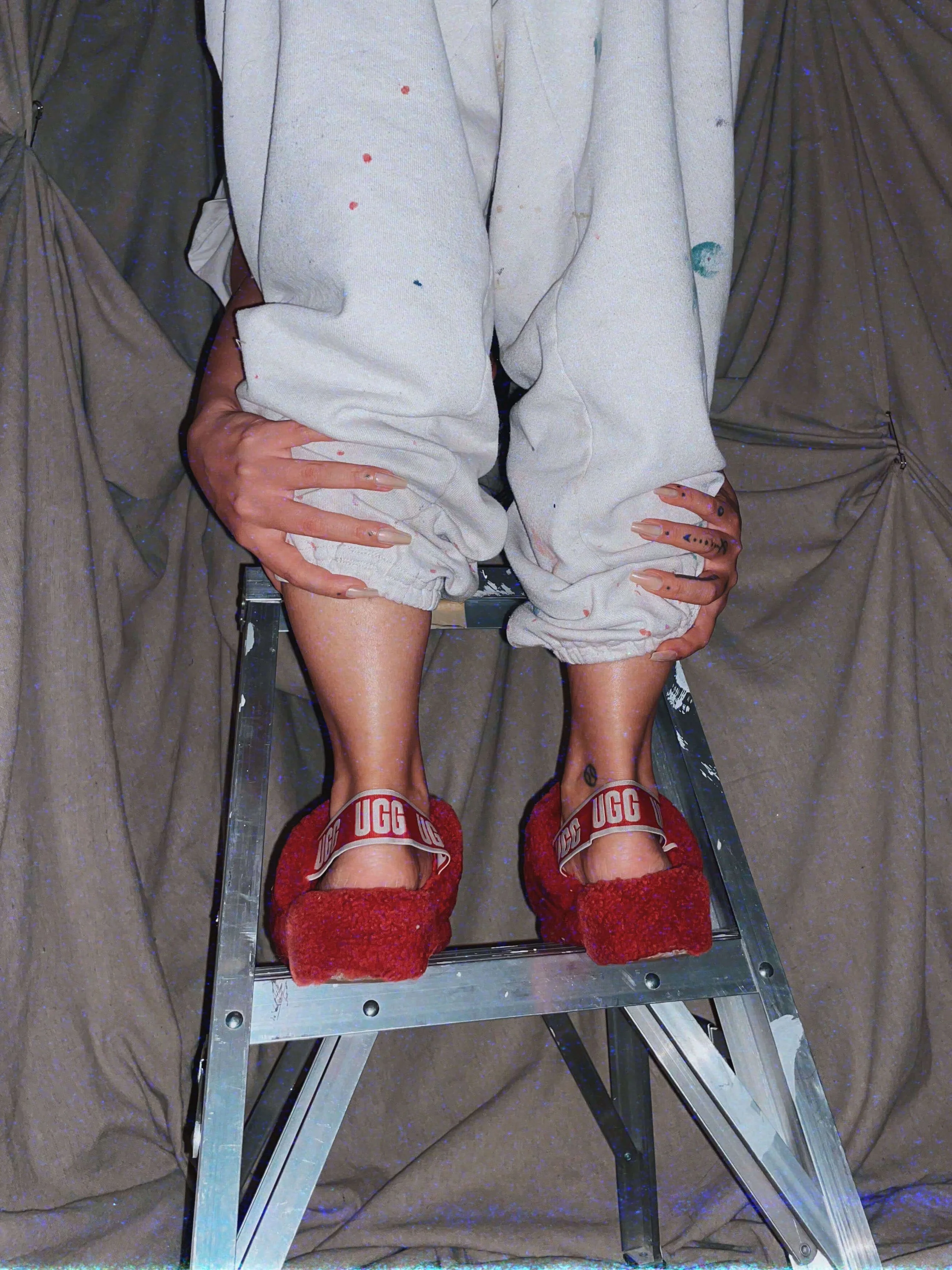 2 elmo at miami art basel platform sandals - red fur ugg platform slides sandals used womens shoes - ennis process artist ego death estate sale fashion style consignment thrifting.jpg