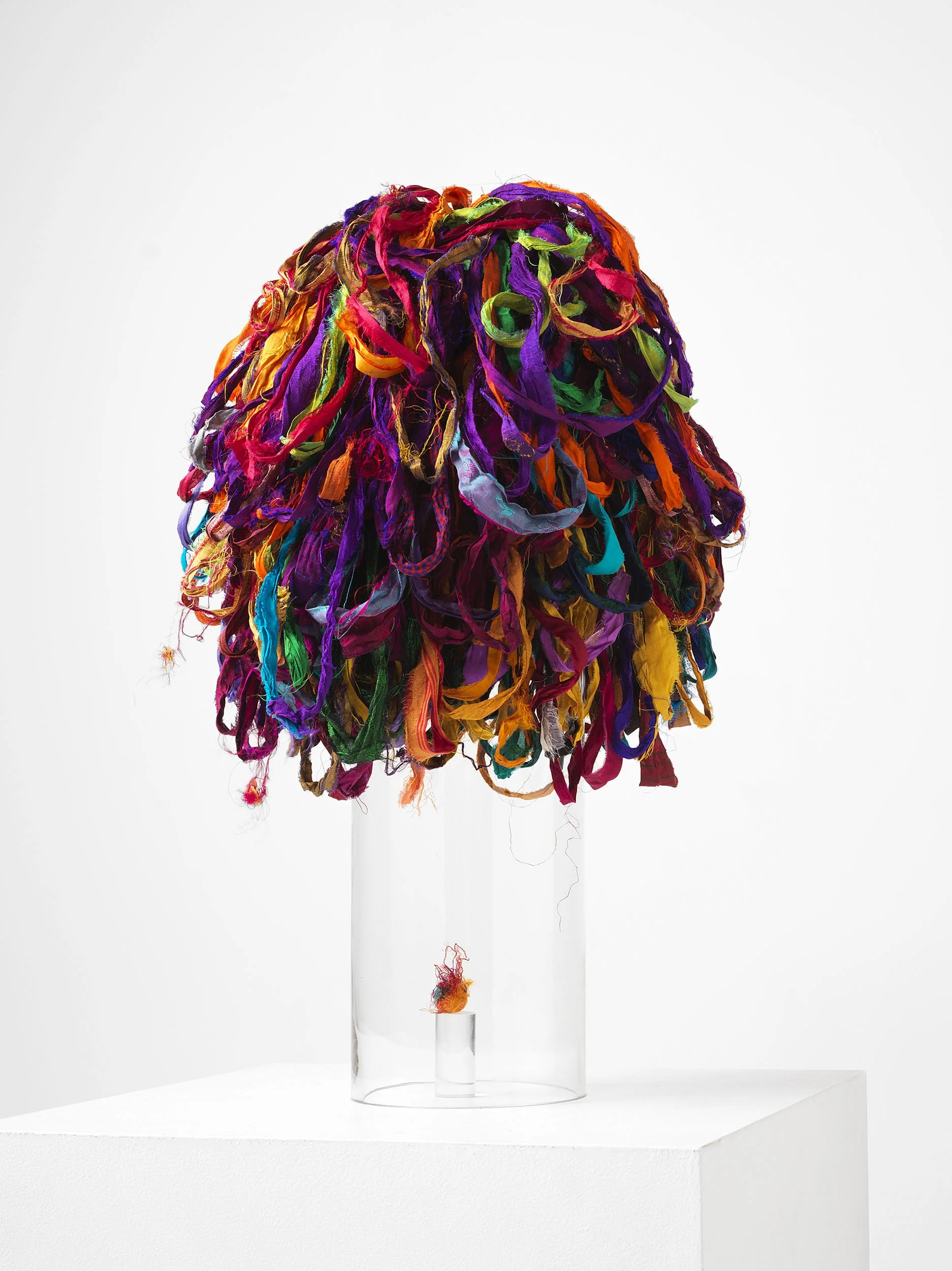 The Archetypes - Self.
Recycled sari silk, recycled cotton thread, pallet wrap, glass.
53 x 32 x 32cm