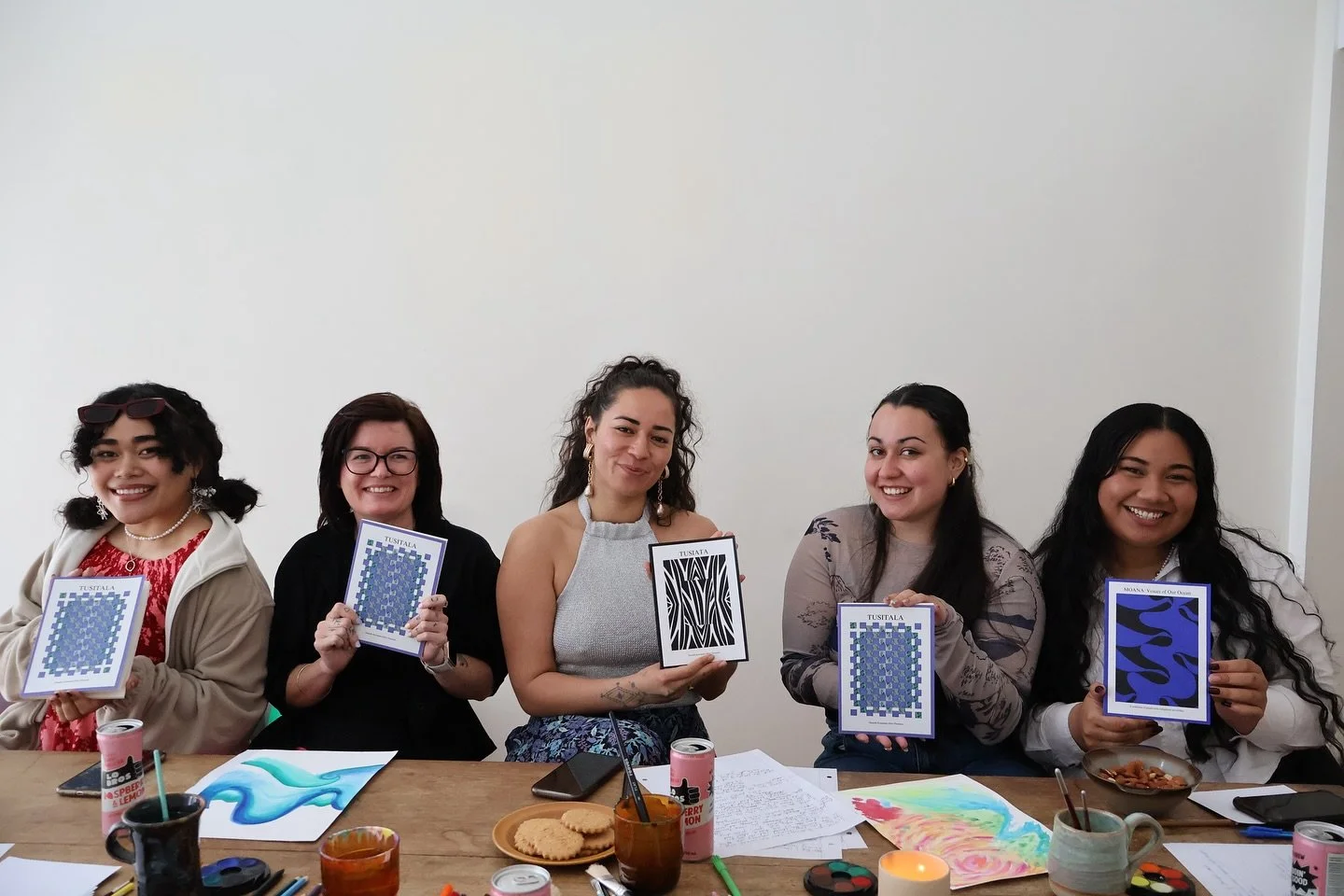 when creative wāhine awhi each other, the world is alive with hope and alofa x 

27.09.2025 ~ Storytelling as Healing: Princess of Pāua
🧜🏼&zwj;♀️ poetry wānanga by @daniellekionasina for @louanawhitney @sylviaanitelea @elise_sadlier @stacecadet2 + 