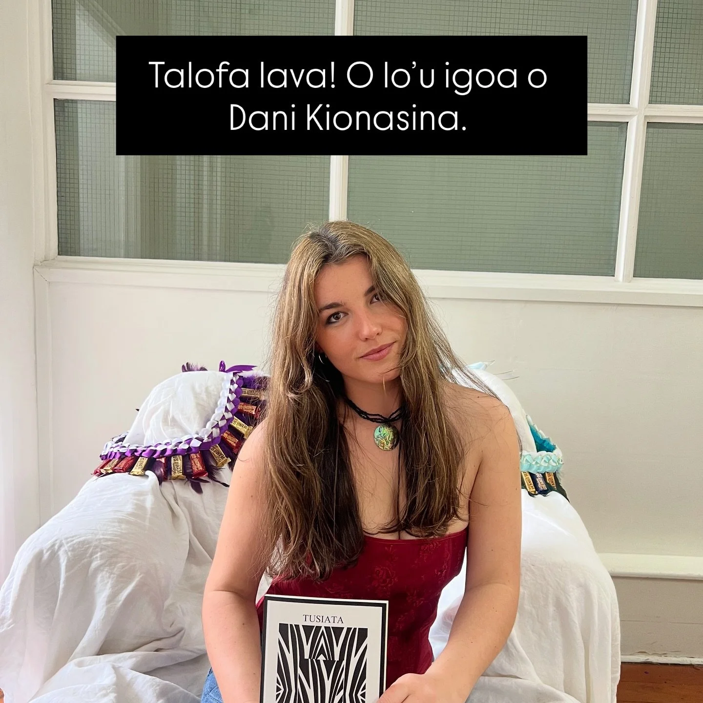 @tagataatamai is opening the doors to @daniellekionasina&rsquo;s creative studio aiga!! 💌💌💌✍🏼 swipe to find out more 🧜🏼&zwj;♀️

Talofa lava! 

O lo&rsquo;u igoa o Dani Kionasina.

In 2023, I created an online storytelling platform called Tagata