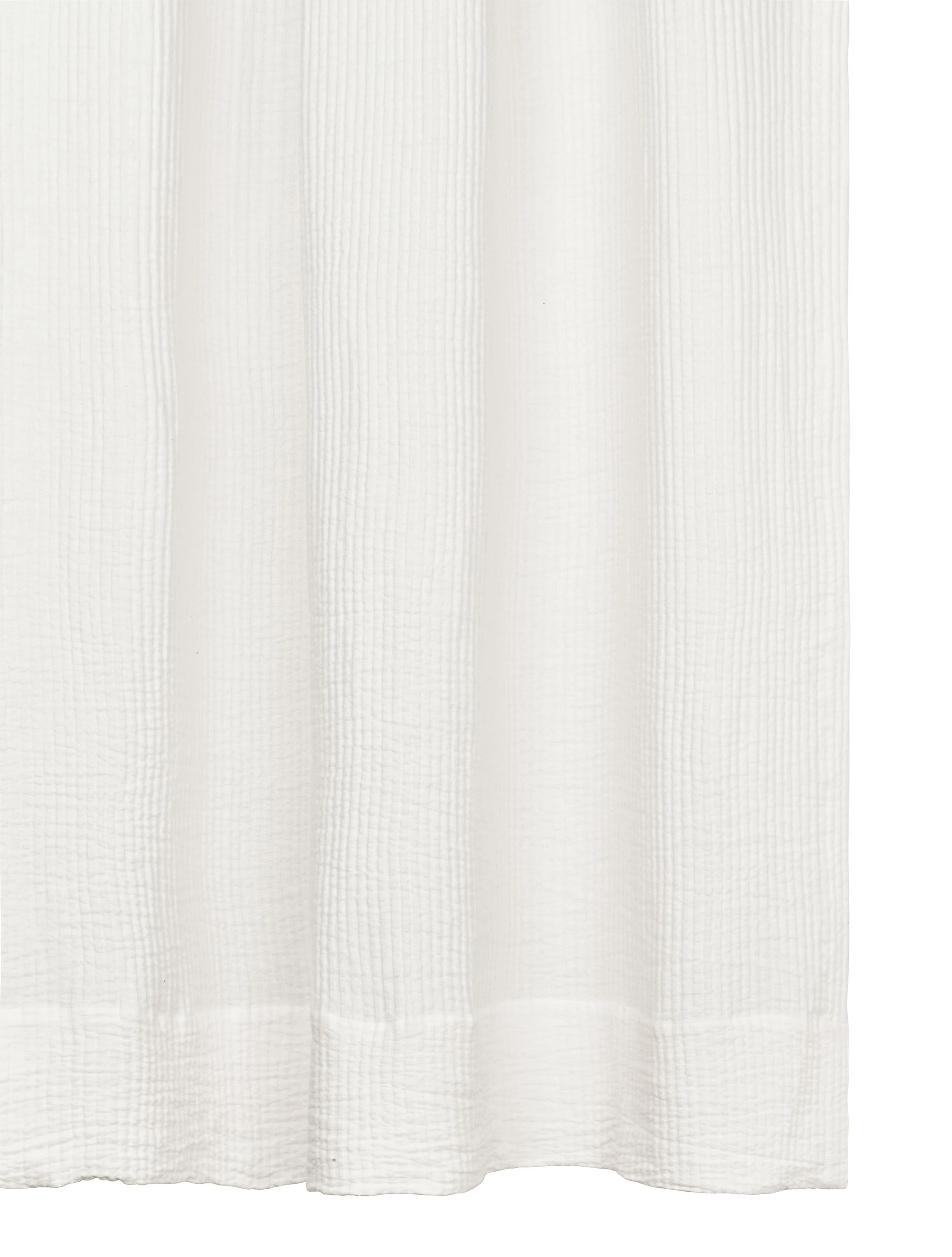 TAMEKO_Collection 001_Pleat_curtain_corner_white.jpeg