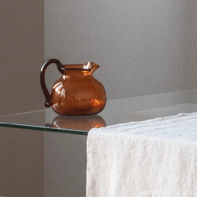 tameko_-_table_1.webp (Copy)