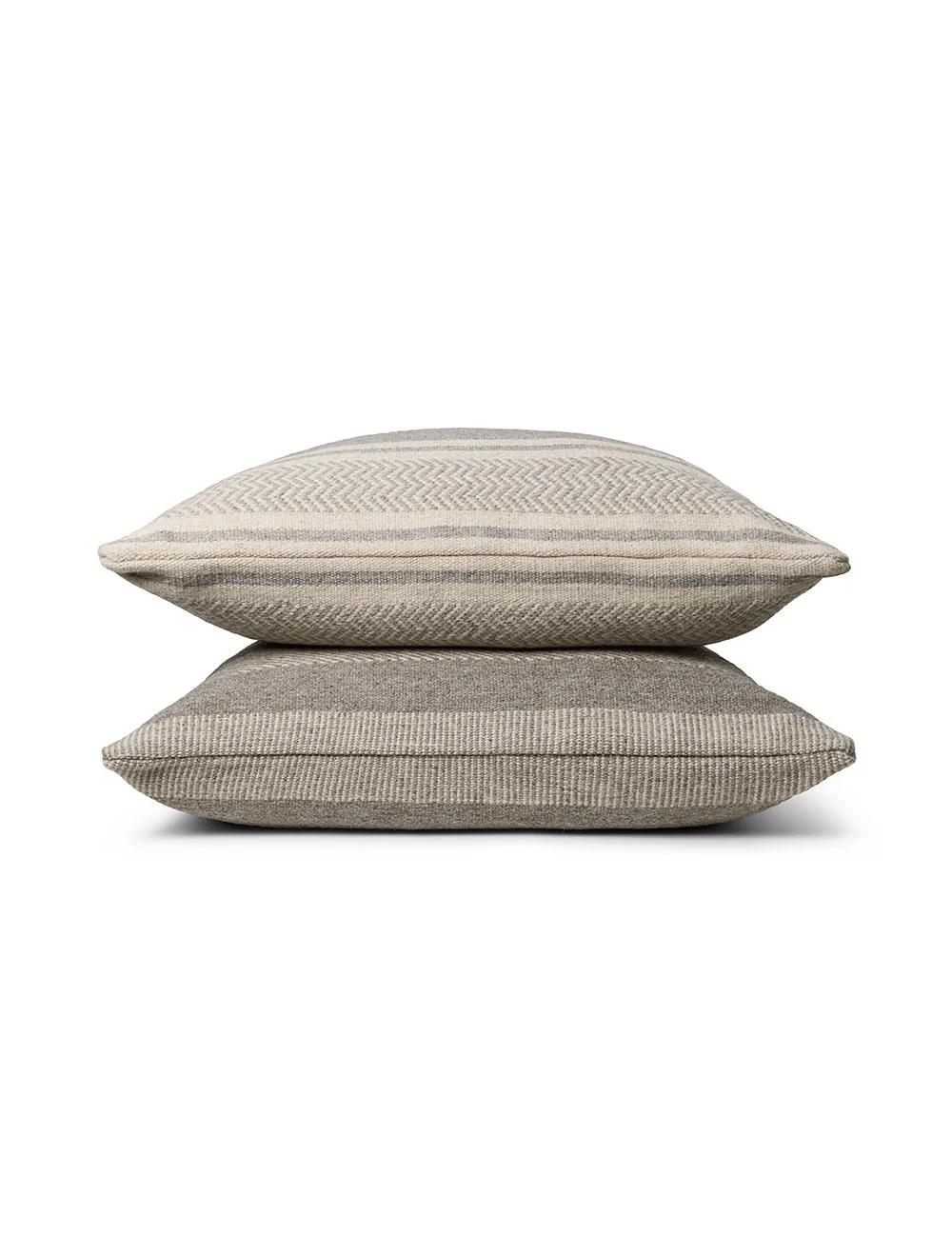 Kelim_Cushions_Form 01 03_90x90.jpg