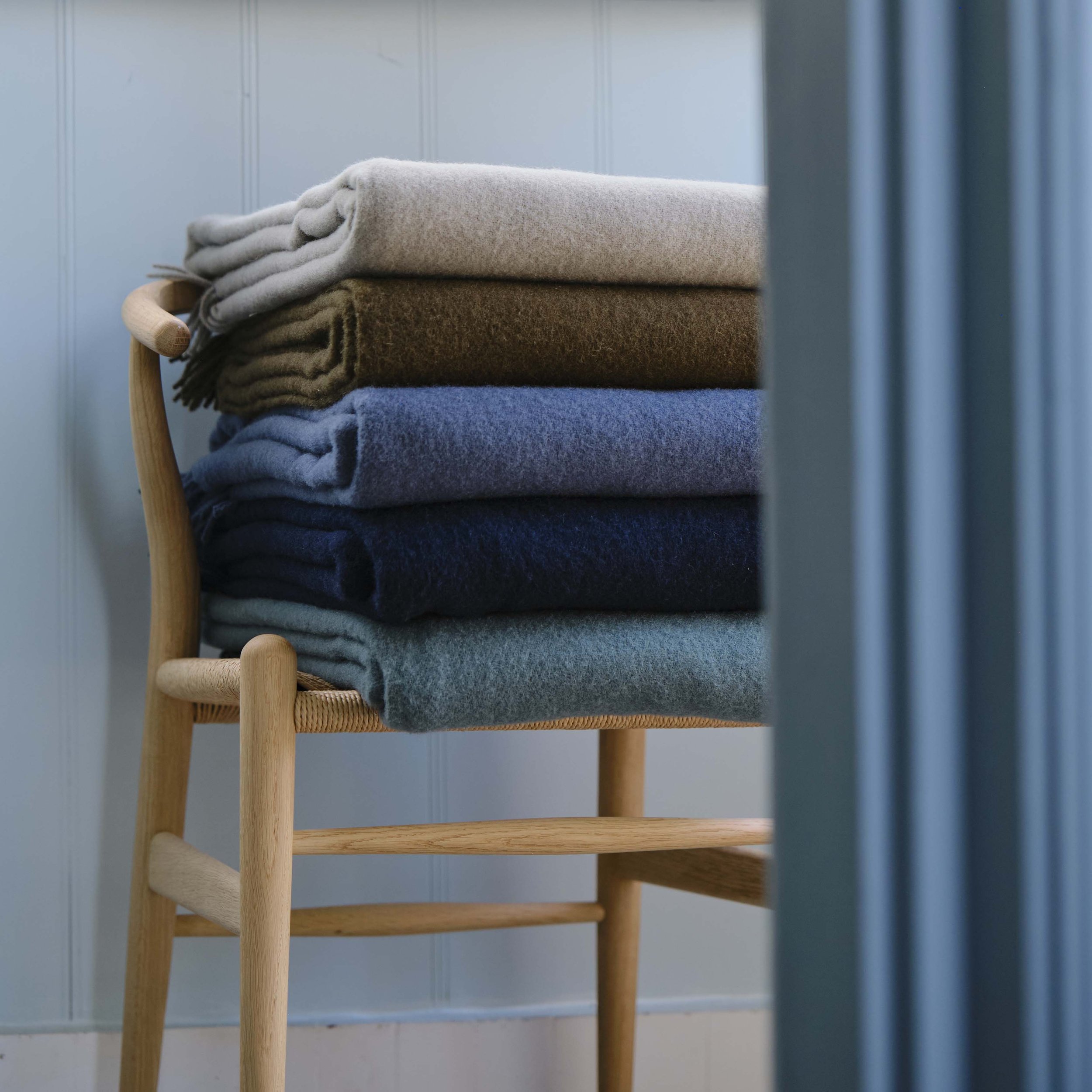 Silkeborg_Uldspinderi_Season_Throw_all_300dpi_14 - Copy.jpg