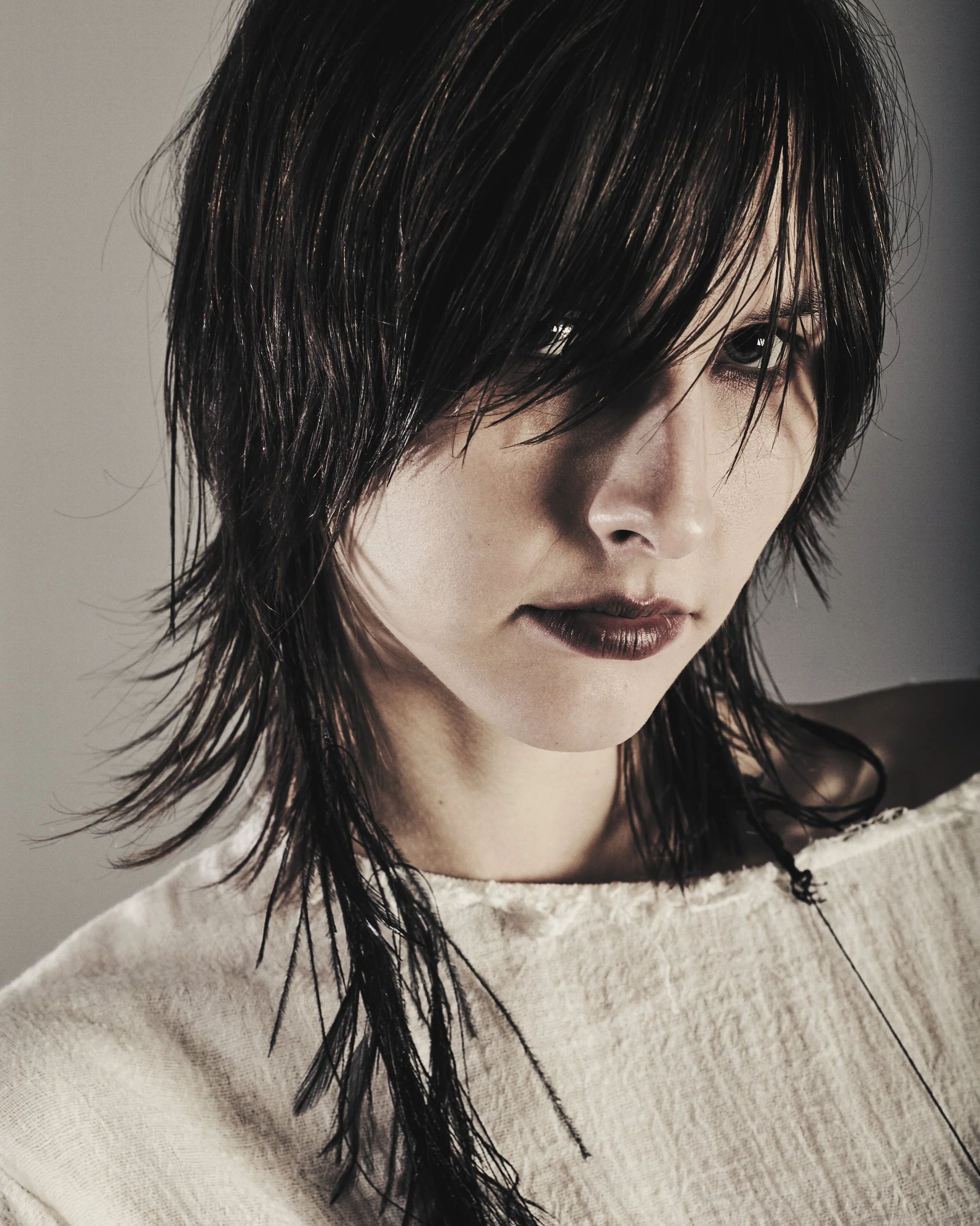 THE FEATHER HAIR PIN