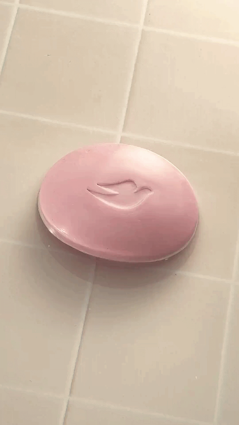 SuperShoot_Skincleansing_Core_BeautyBar_AT_V1-ezgif.com-video-to-gif-converter.gif
