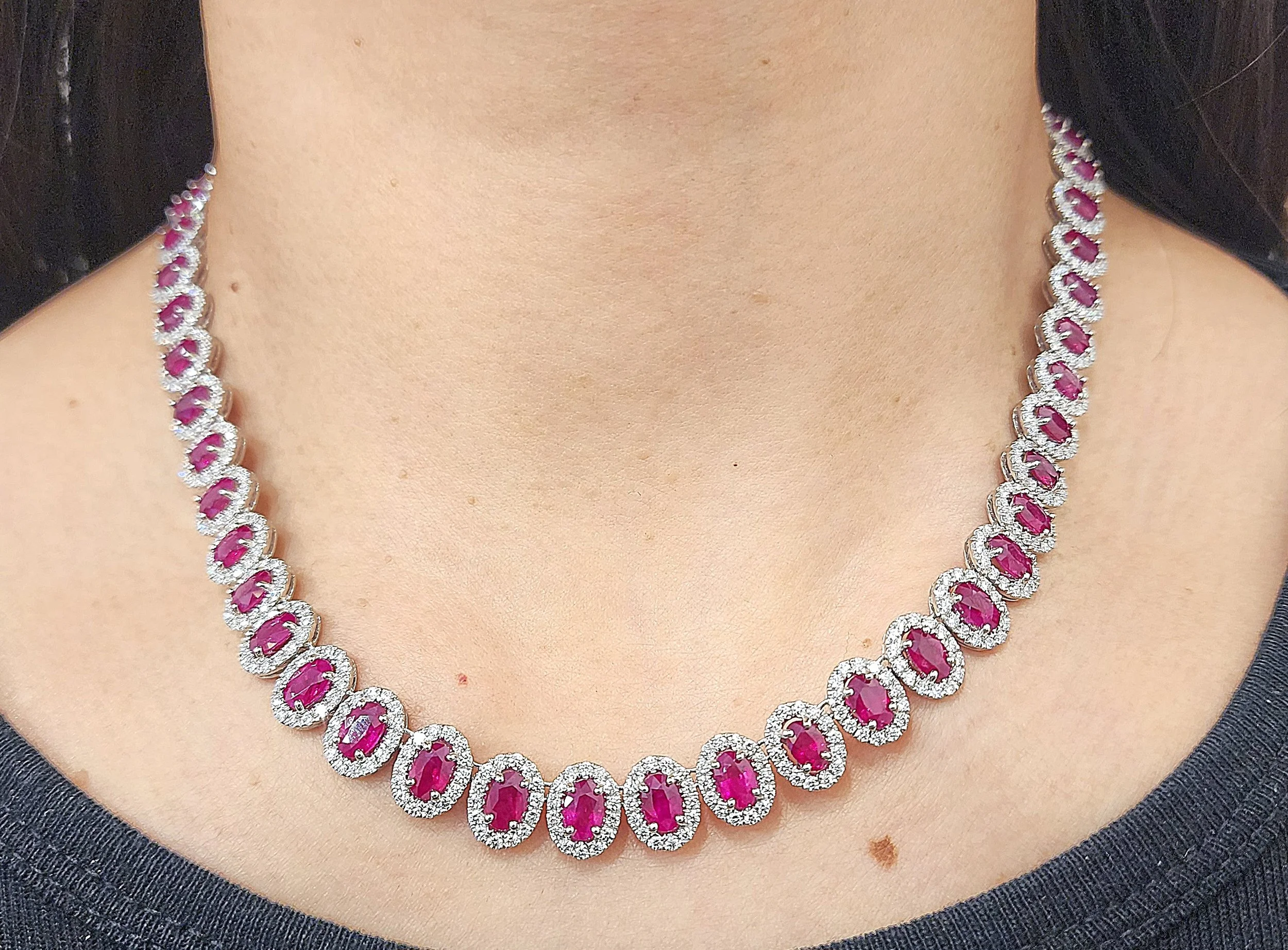 37.88 ct Natural Ruby & Diamond Necklace