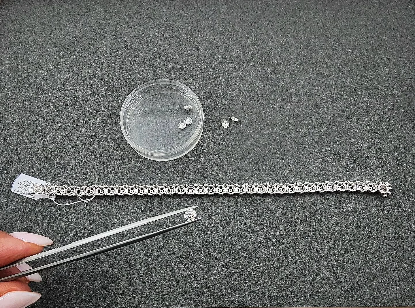 Custom tennis bracelets!
#finejewelry #ınstajewelry #diamonds #diamondbracelet