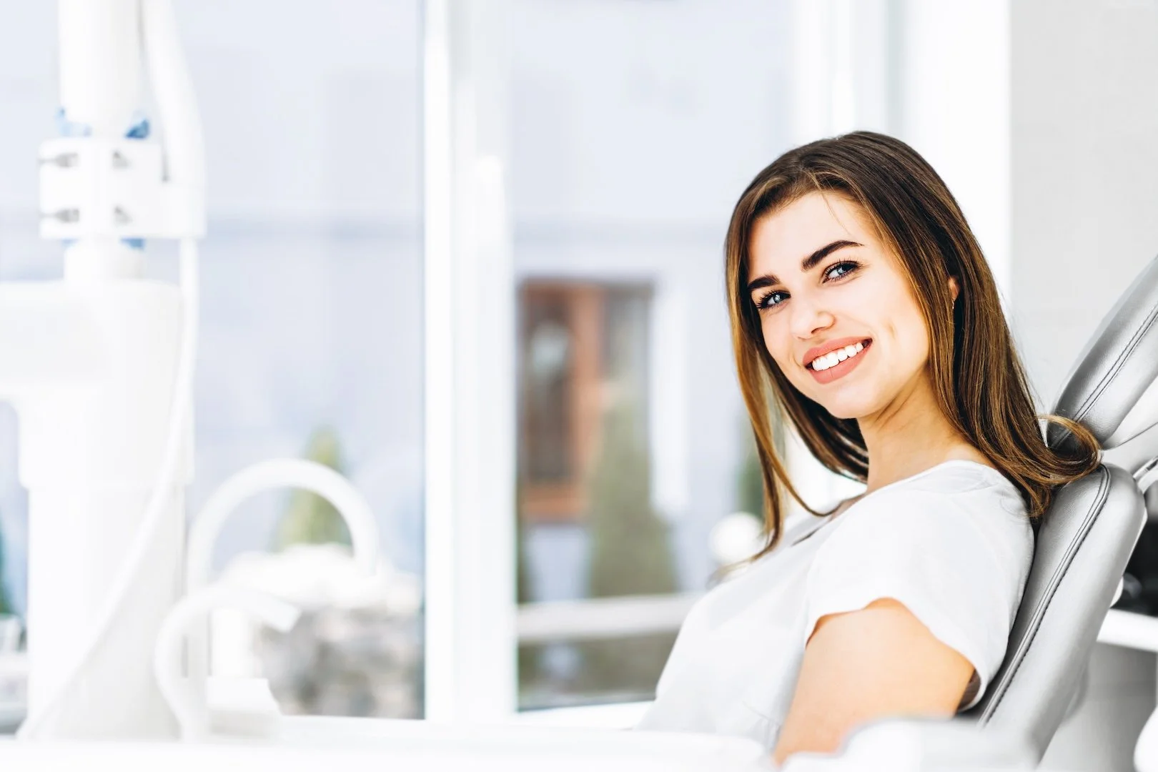What to expect at your first visit with an endodontist