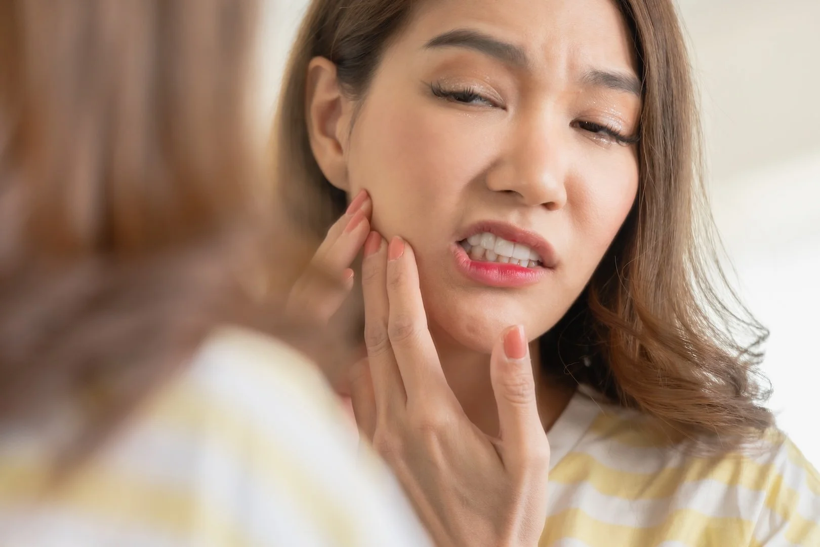 When is tooth pain a dental emergency?