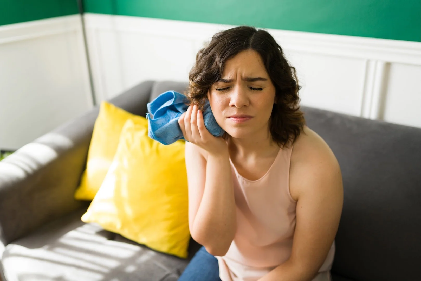 Can TMJ cause tooth pain?
