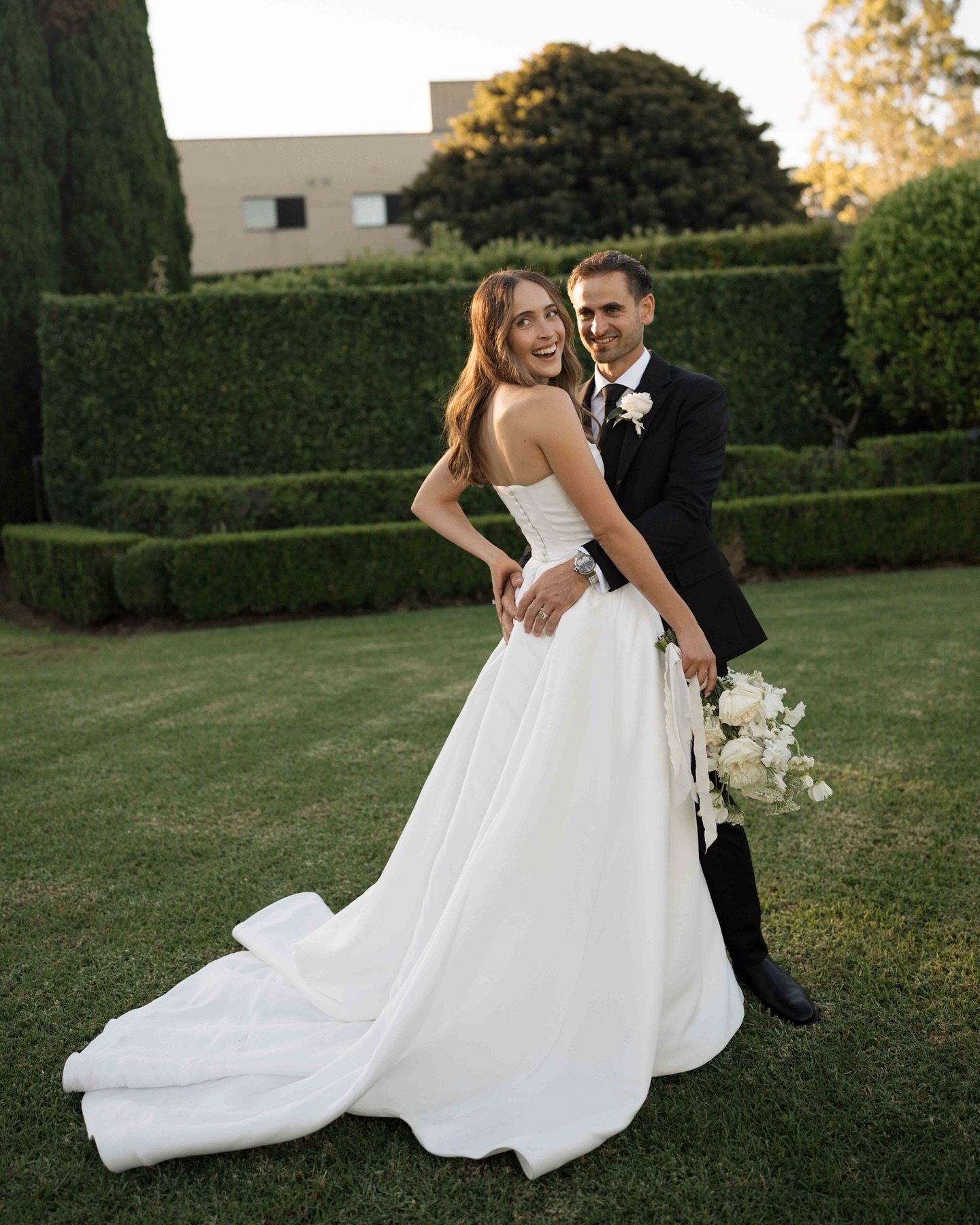 sharing a few more of our favourite moments from the wedding day of our beautiful Lauren &amp; Matthew 🤍

photo @pleinairstudyo 
video @amaraweddings 
venue @miramaregardens 
florist @alyceeden_collective 
hair/makeup @sydneybridal_makeup 
dress @ky
