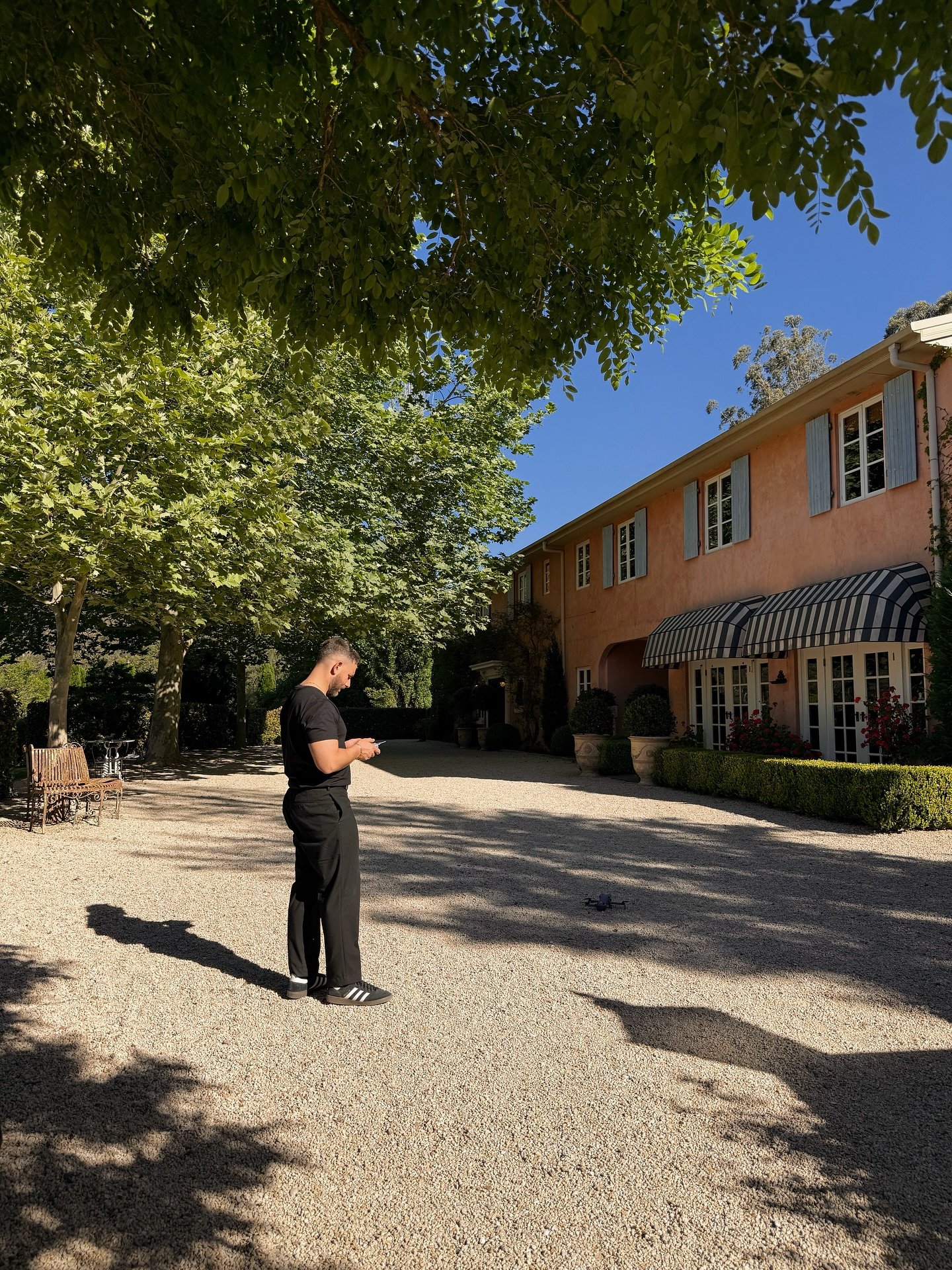 A little iPhone dump from recent months &mdash; moments between weddings, travels and everyday life. #shotoniphone #pleinairstudyo #vscocam