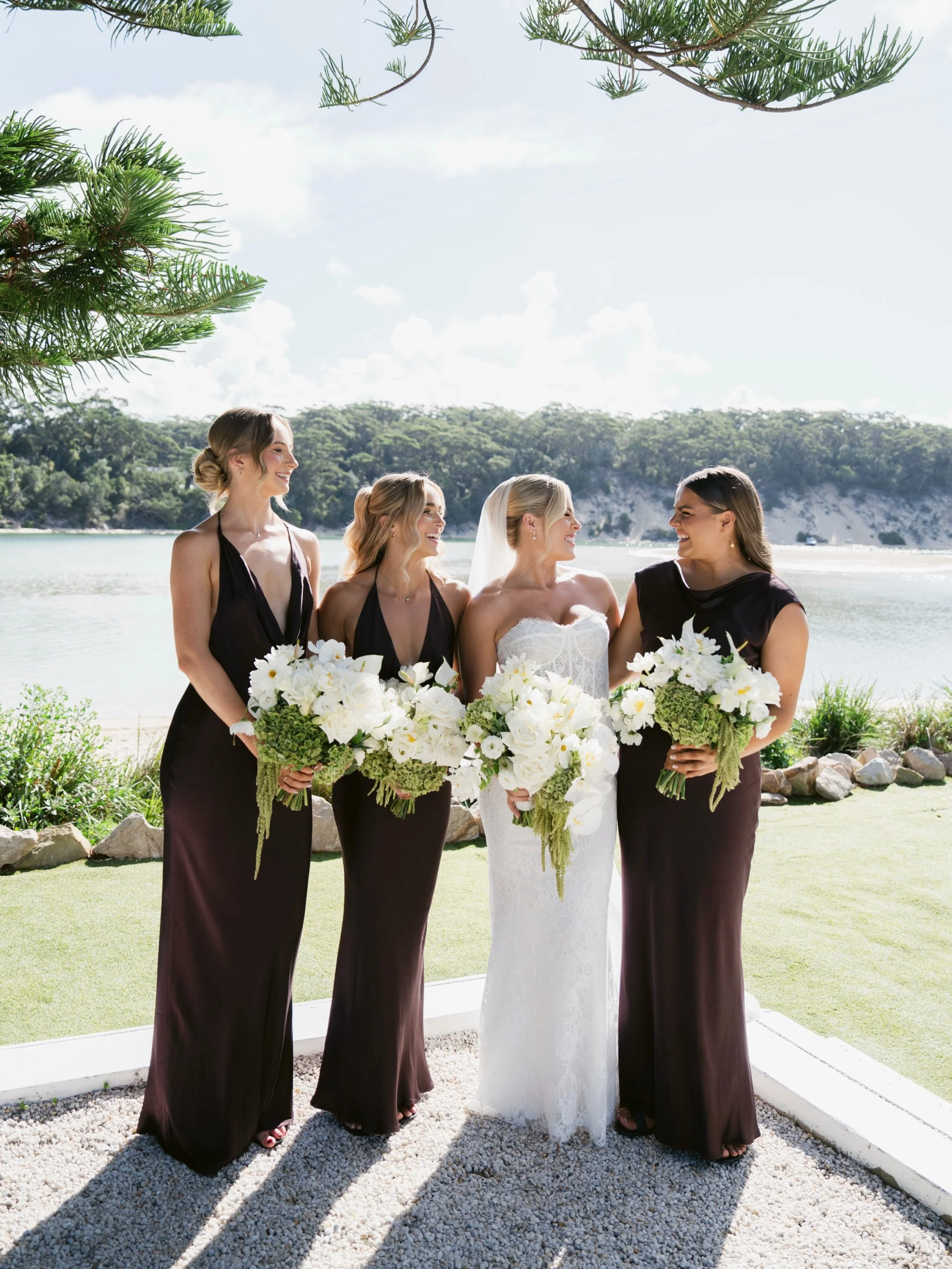 Bella &amp; her girls 🤍

photo @pleinairstudyo 
video @mitchhickmanfilms 
venue @thecovejervisbay 
florals @lily_ever_after_flowers 
hair @absolutehairbytia 
makeup @clairejamiesonmakeup 
dress @mwlbride 
entertainment @mondaylane_