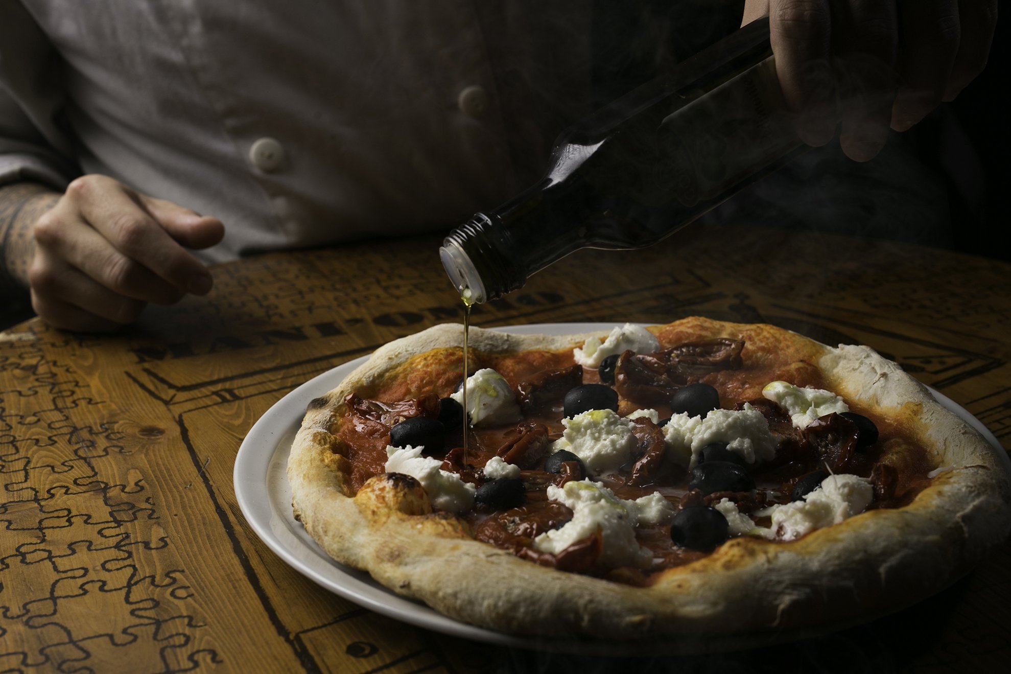 Mani'omio Cocktail bar & restaurant