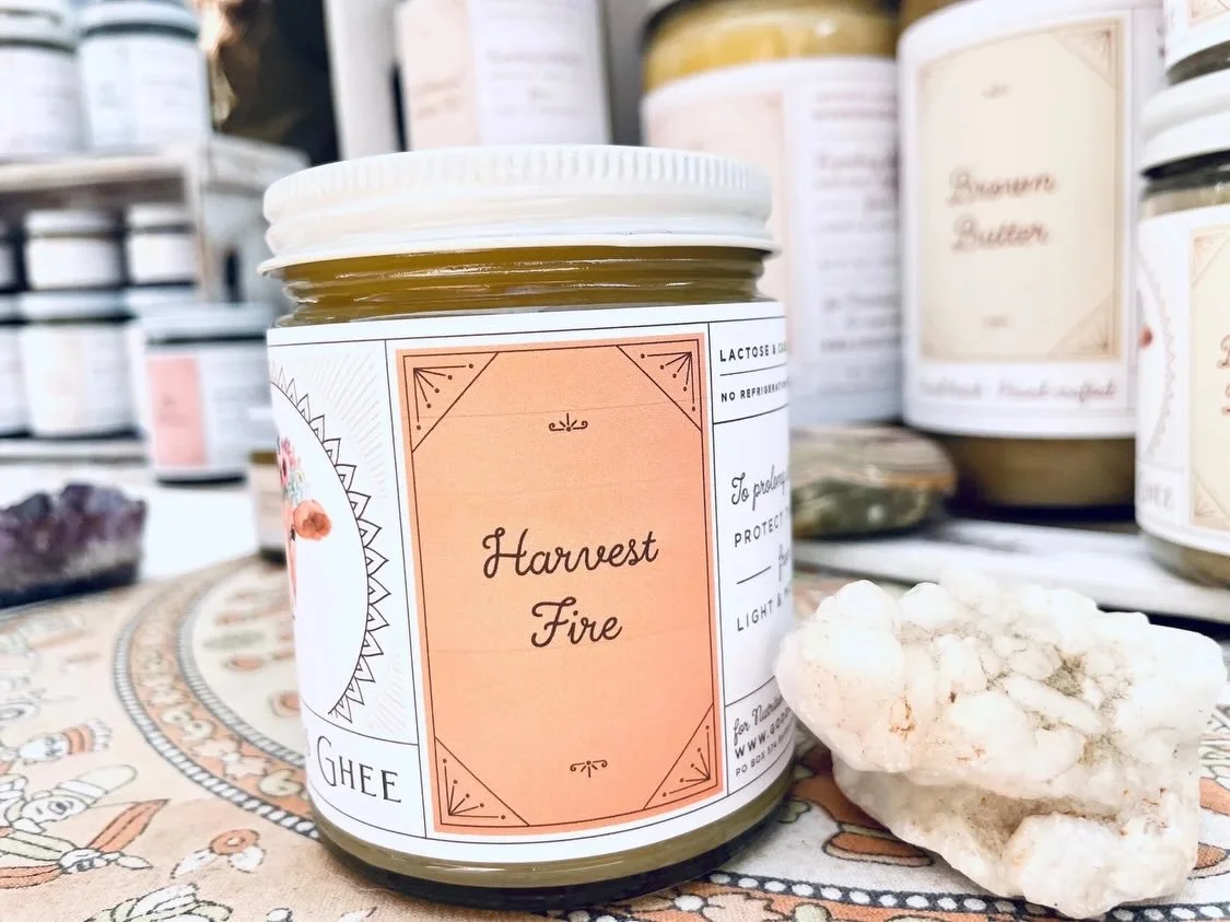 HARVEST FIRE - Seasonal Blend 👩🏻&zwj;🌾 🔥 

This ghee contains ingredients often found in fire cider&hellip;so it can be boosting to the immune system, soothing to digestion, and also incredibly delicious in savory dishes‼️

Despite having a power