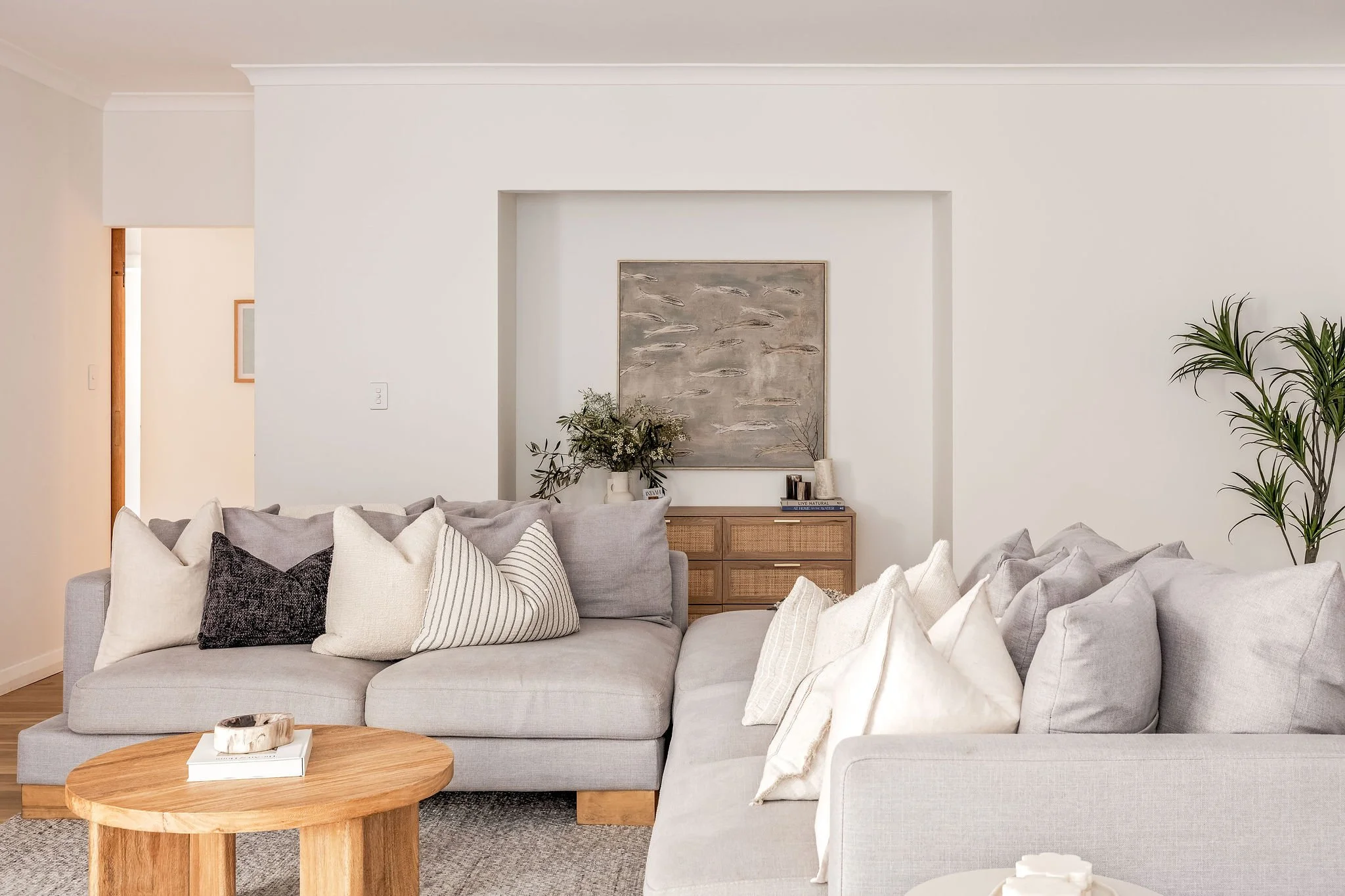 TarnView6_Living-6.jpg